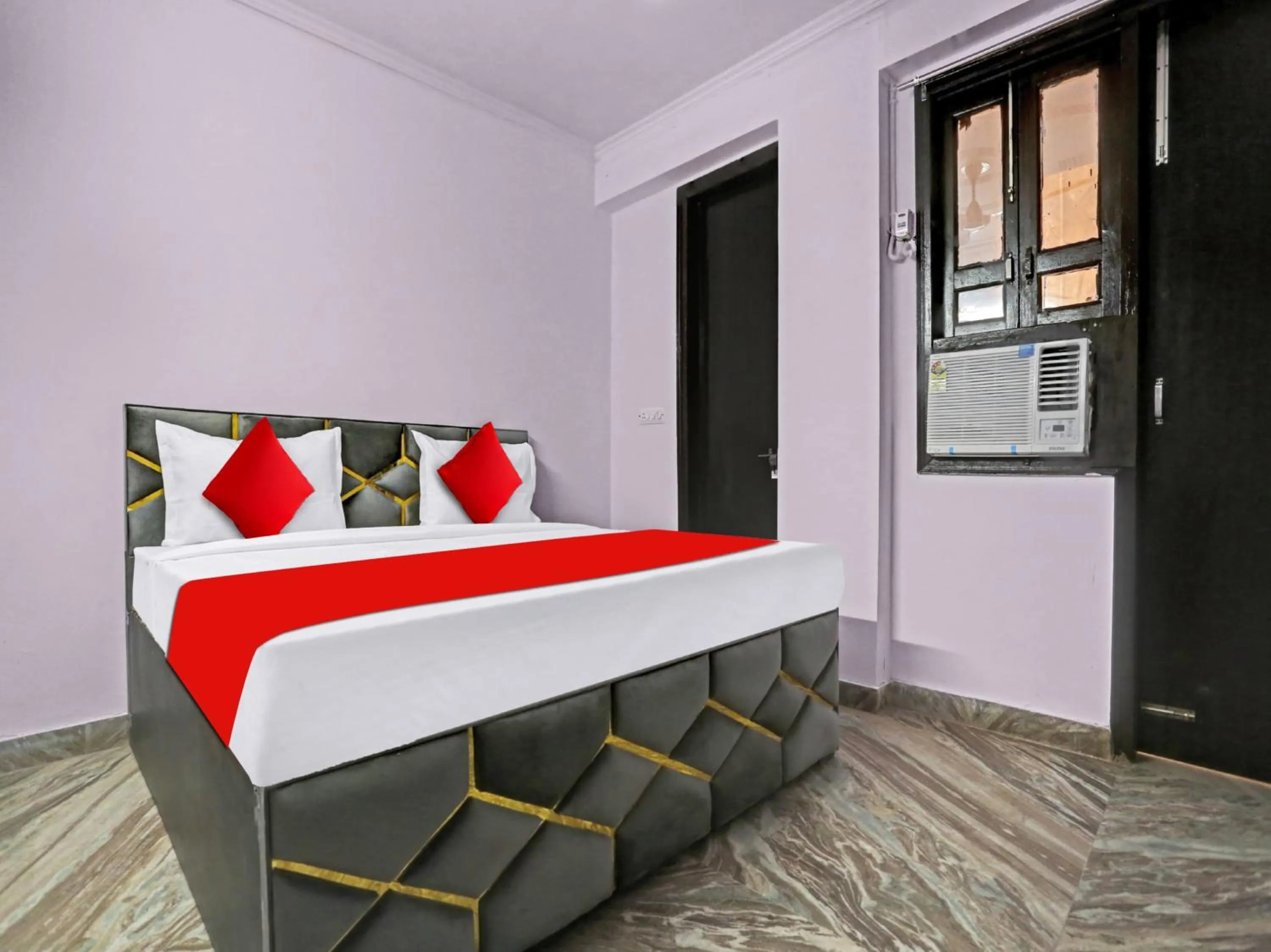 Bedroom, Bed in Hotel O Premium Rooms