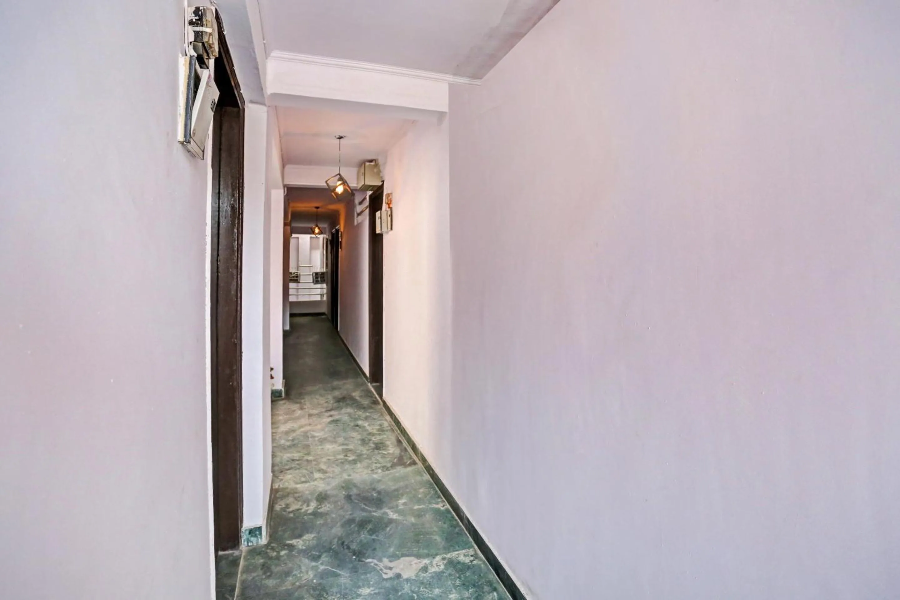 Lobby or reception in Hotel O Premium Rooms