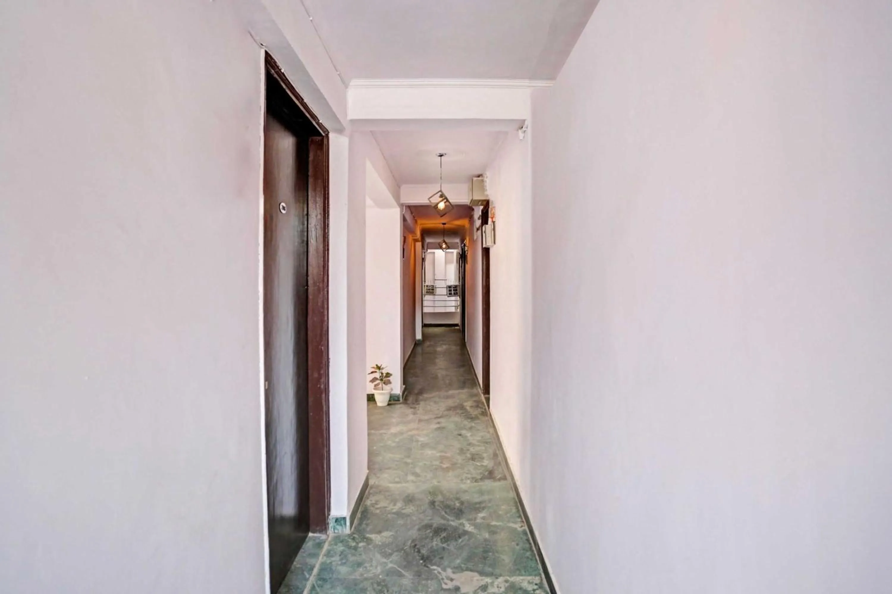 Lobby or reception in Hotel O Premium Rooms