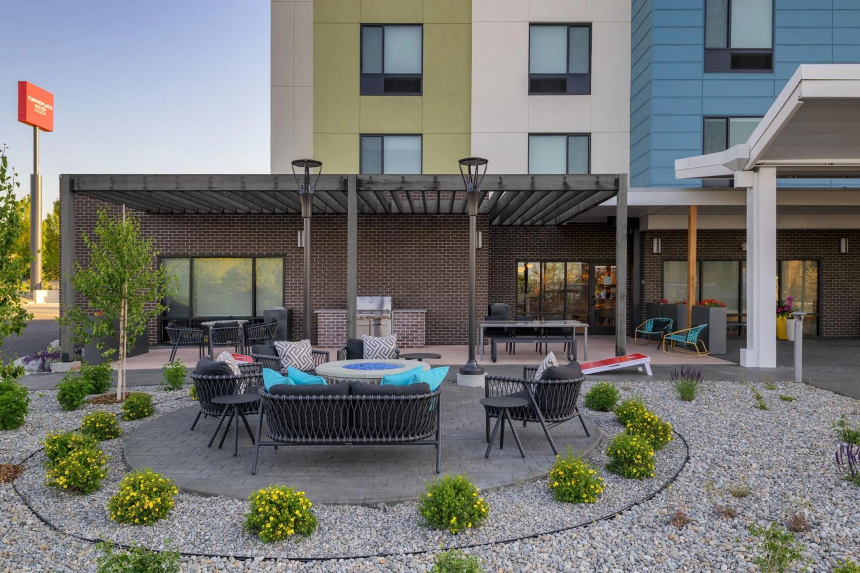 Garden in TownePlace Suites by Marriott Coeur d'Alene