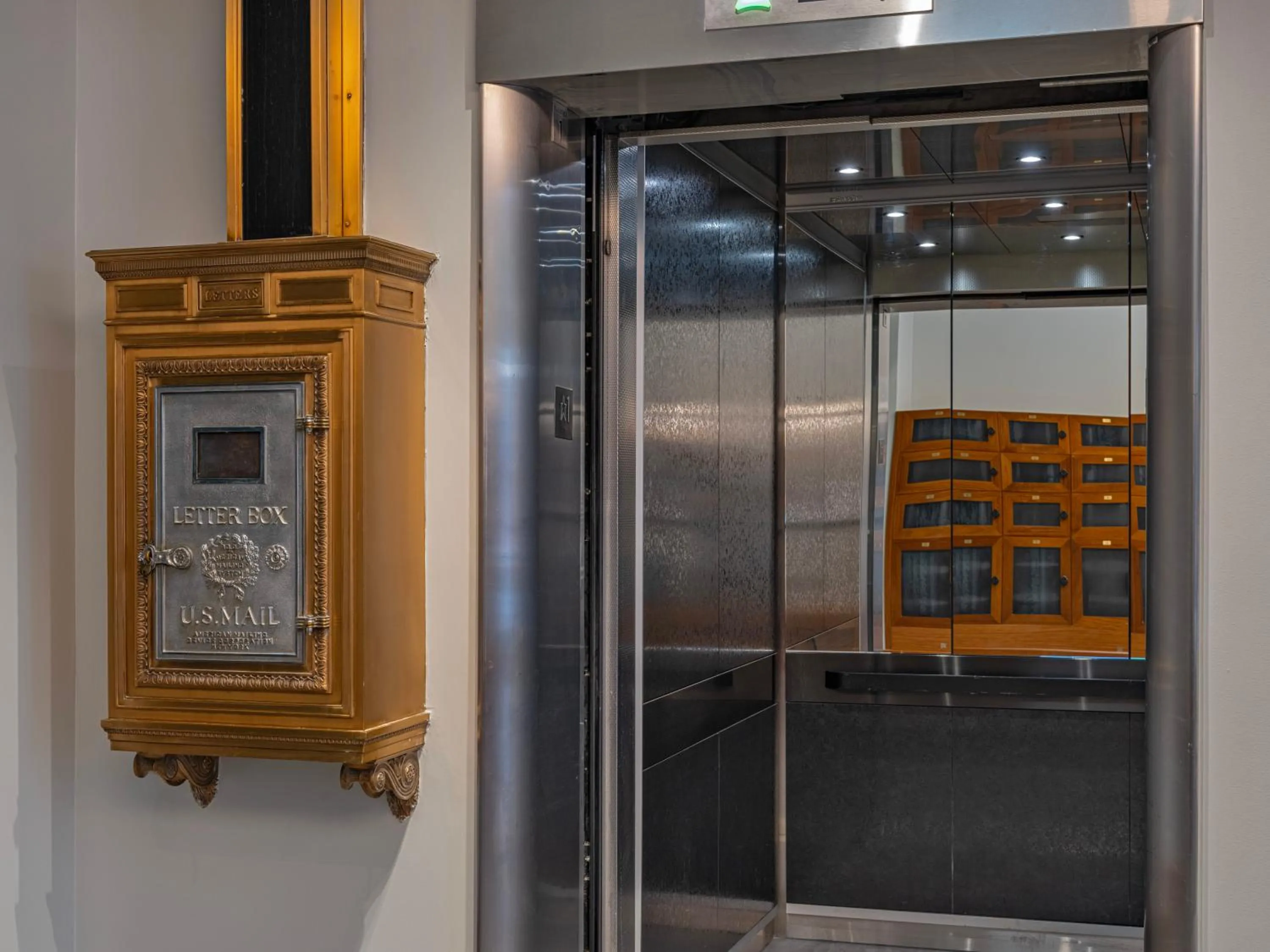 elevator in Moxy Phoenix Downtown