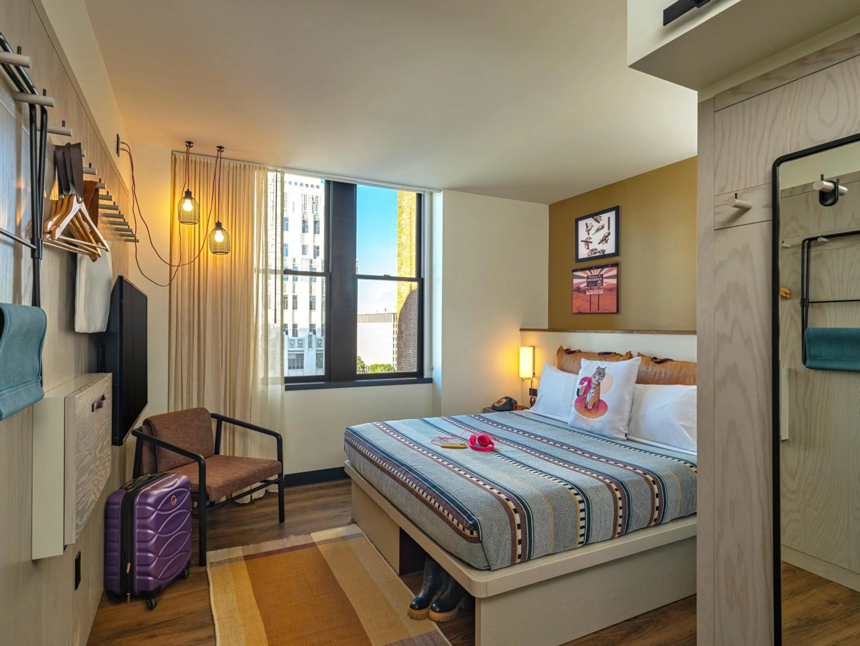 Bed in Moxy Phoenix Downtown