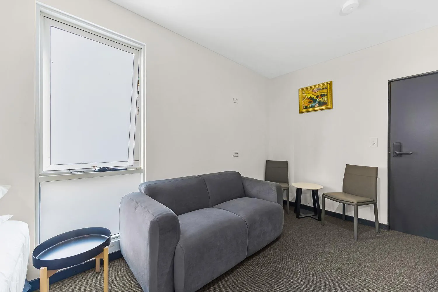 Bedroom in London Plane Backpackers