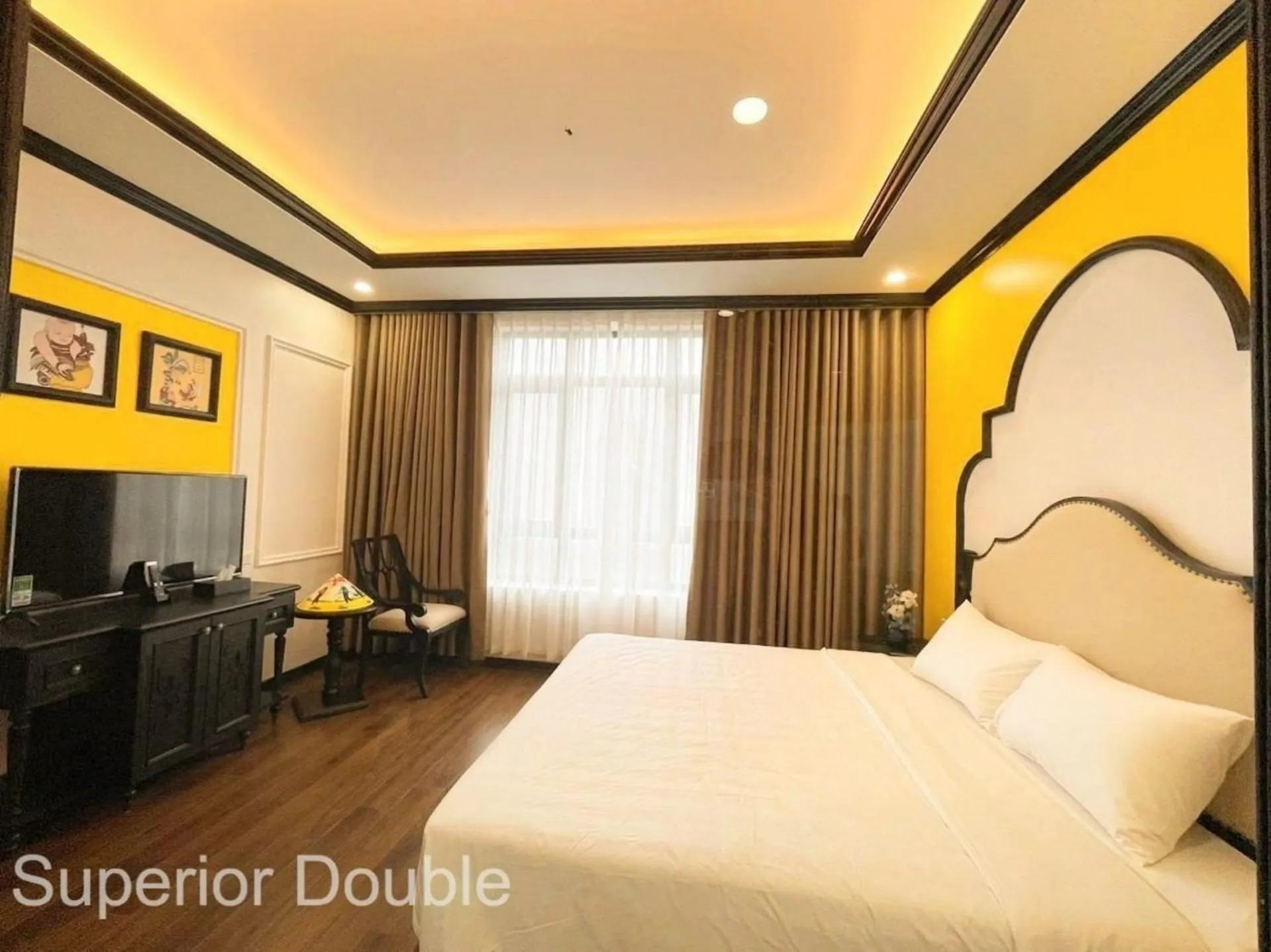 TV and multimedia, Bed in Moma Paris Hotel Ninh Bình