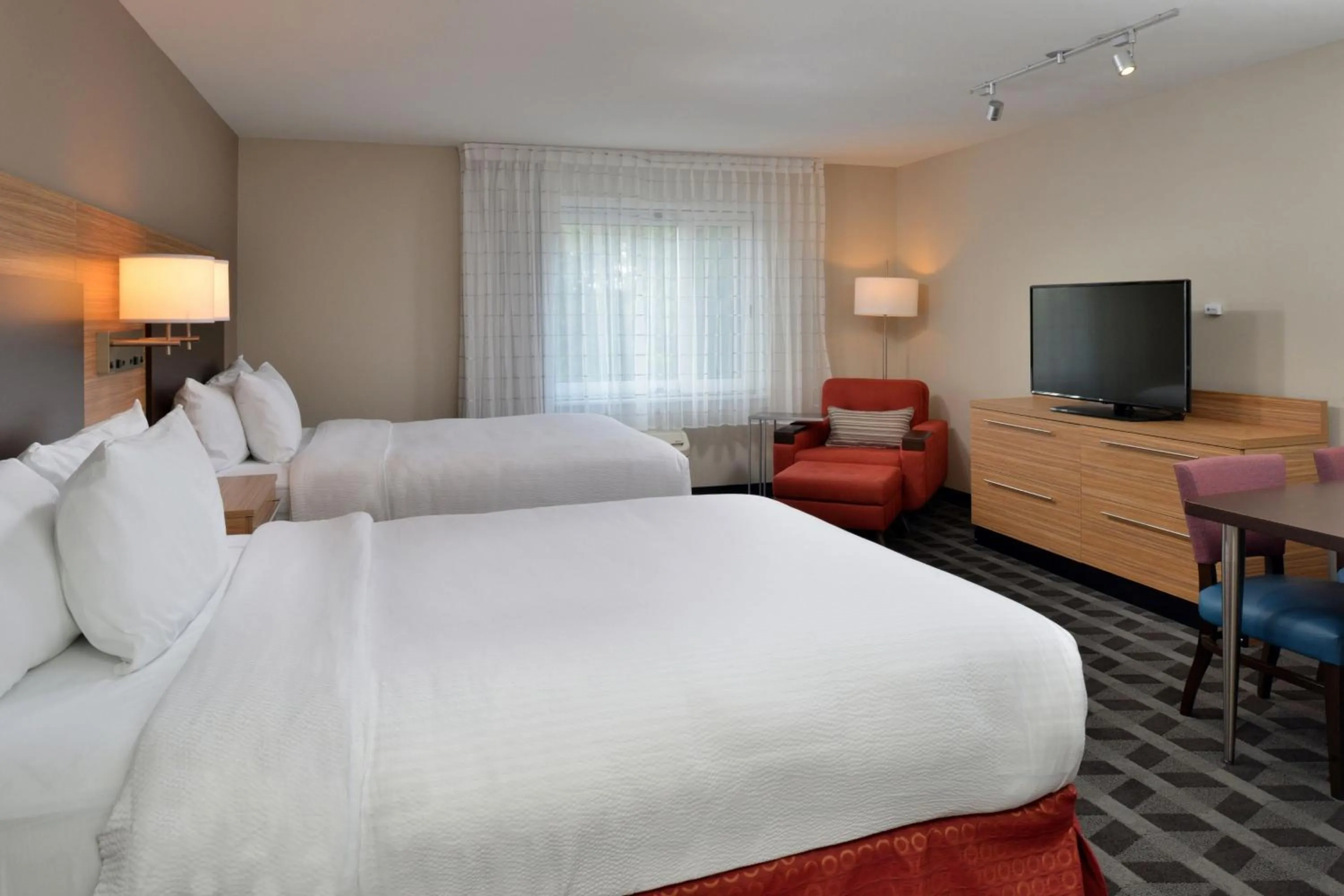 Photo of the whole room, Bed in TownePlace Suites by Marriott Raleigh Durham Airport Morrisville