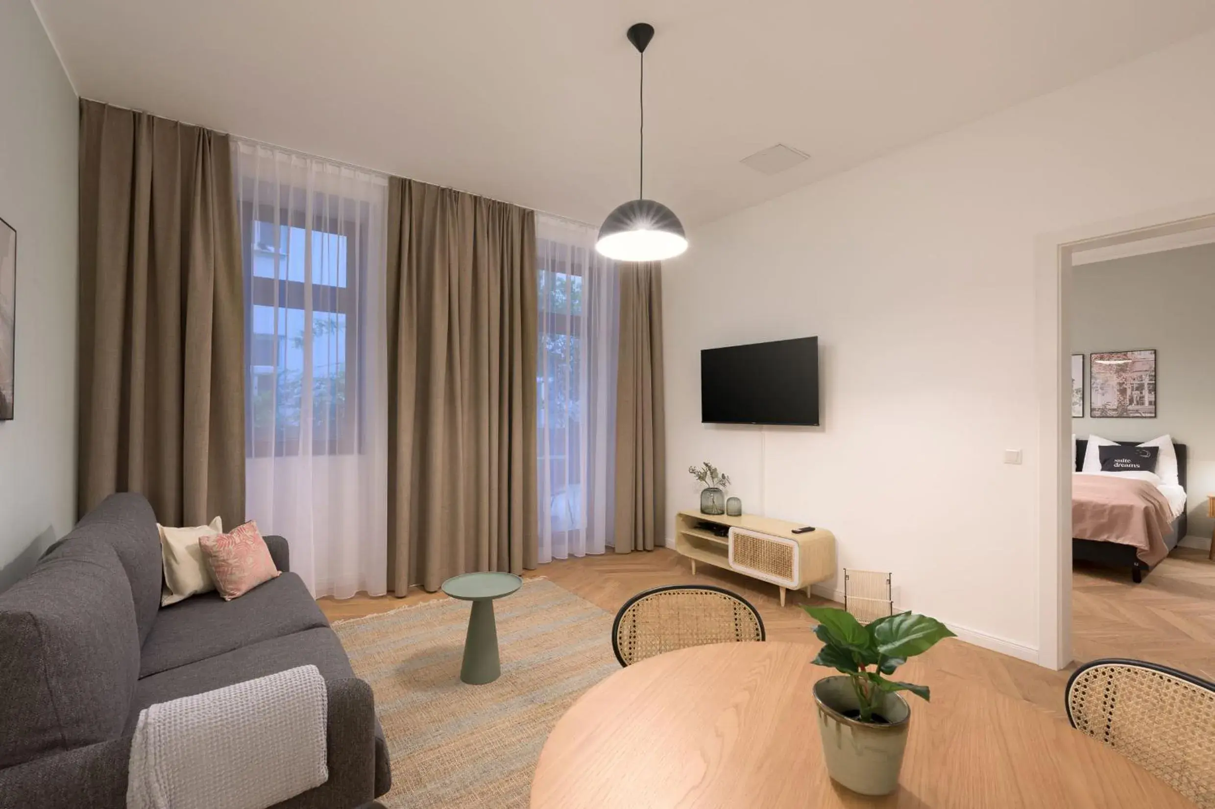 One-Bedroom Comfort Suite with balcony in Limehome Vienna Karajangasse One-Bedroom Comfort Suite with balcony in Limehome Vienna Karajangasse