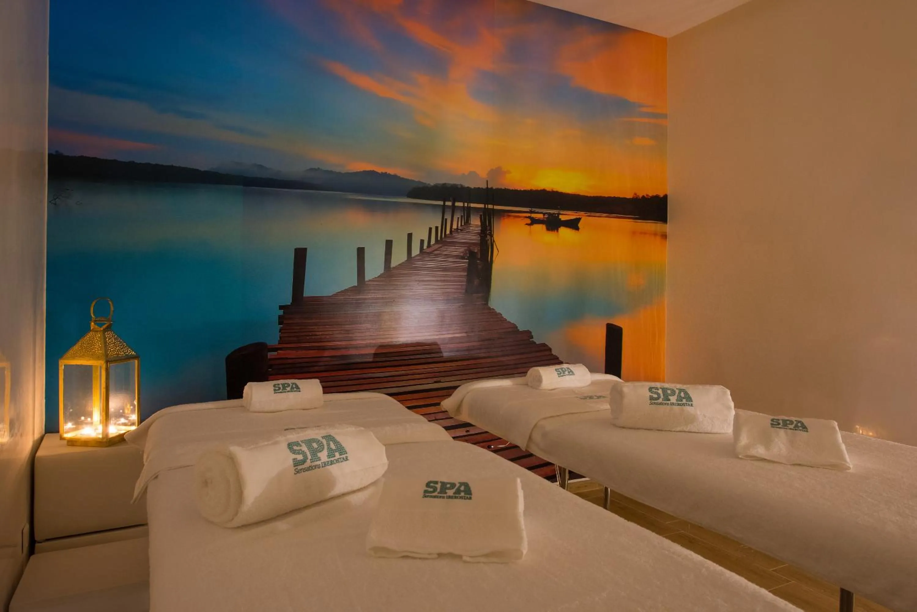 Massage, Bed in Iberostar Waves Founty Beach All Inclusive