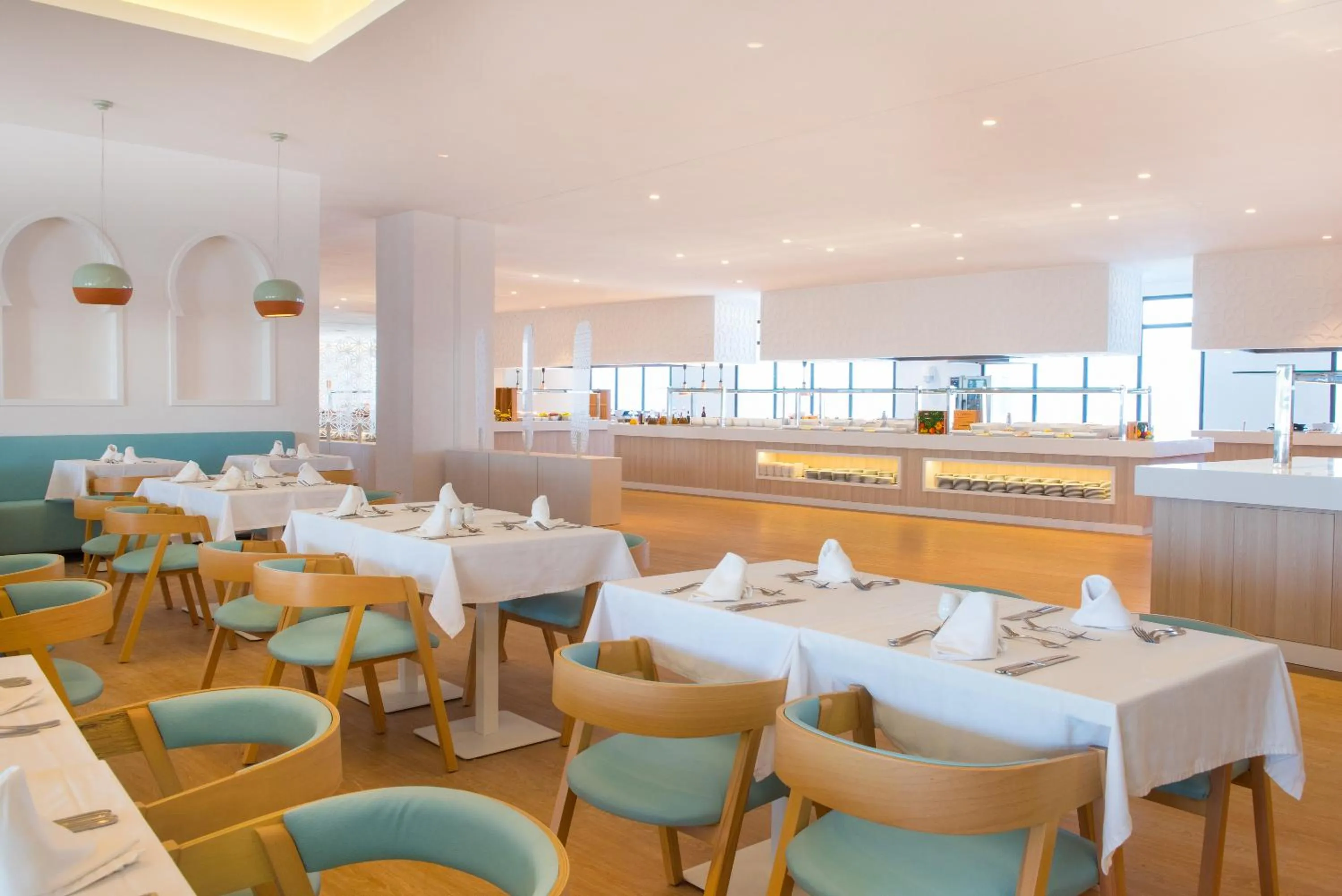 Restaurant/places to eat in Iberostar Waves Founty Beach All Inclusive