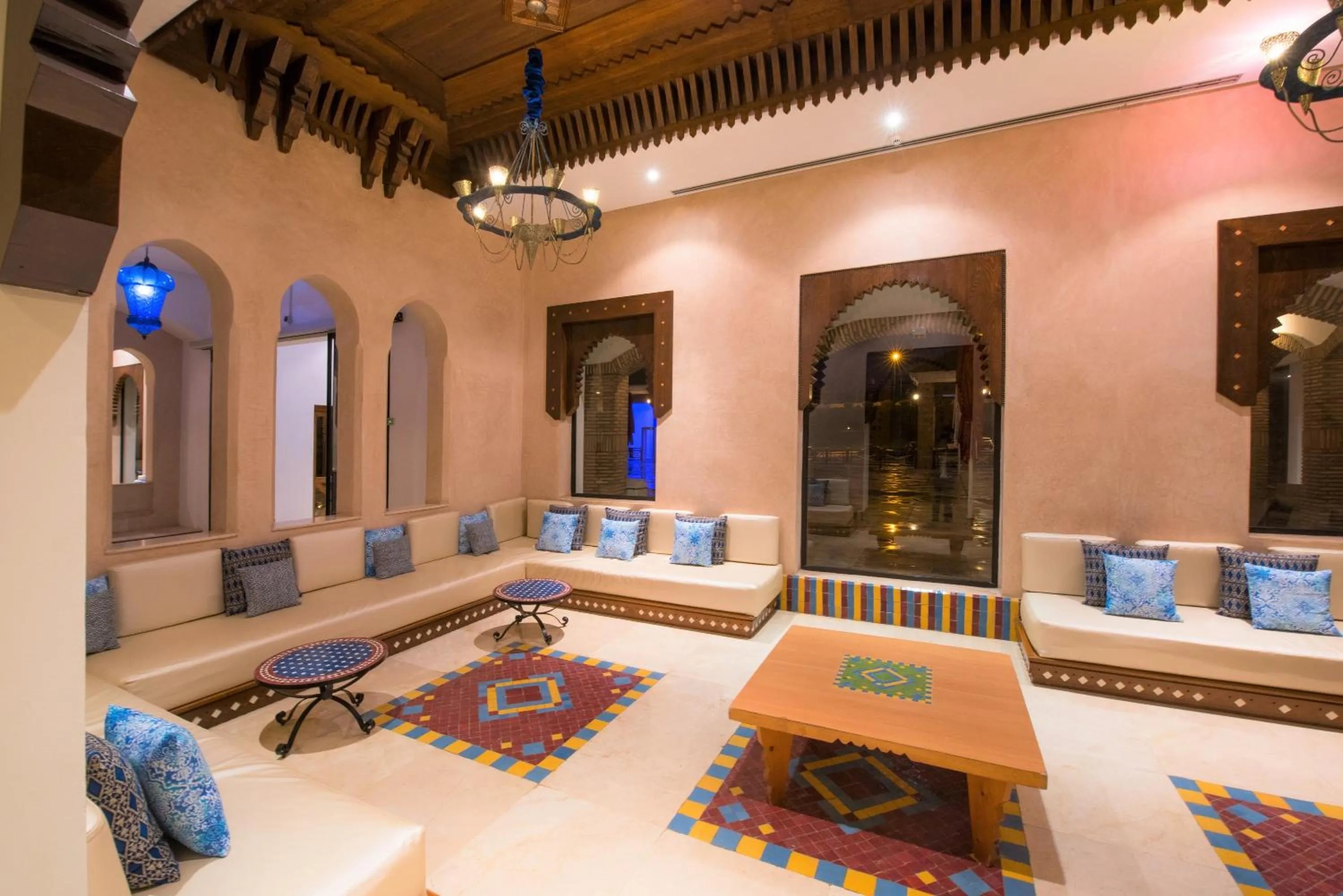 Lounge or bar in Iberostar Waves Founty Beach All Inclusive