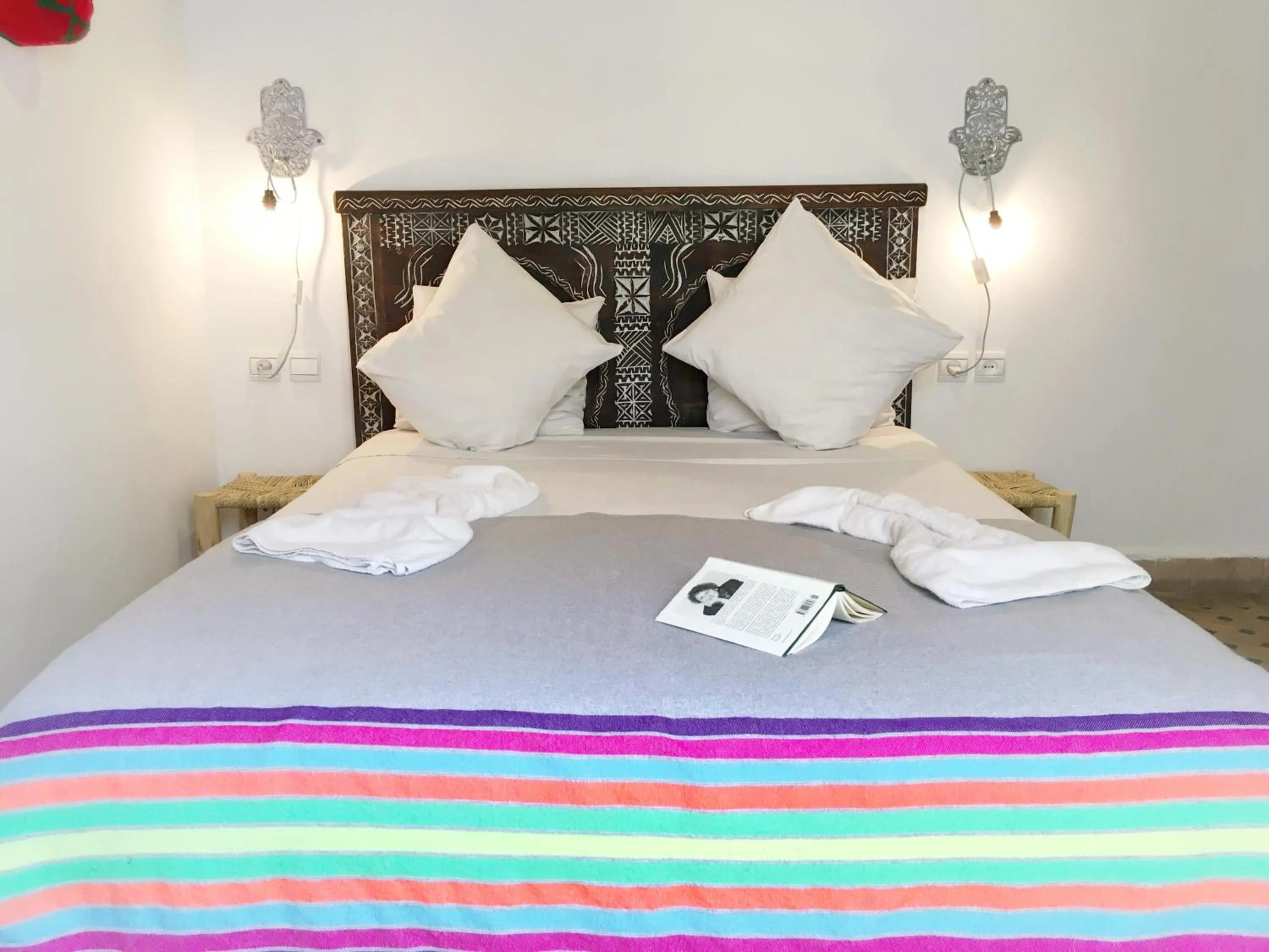 Decorative detail, Bed in Riad Inna & Watersports Center
