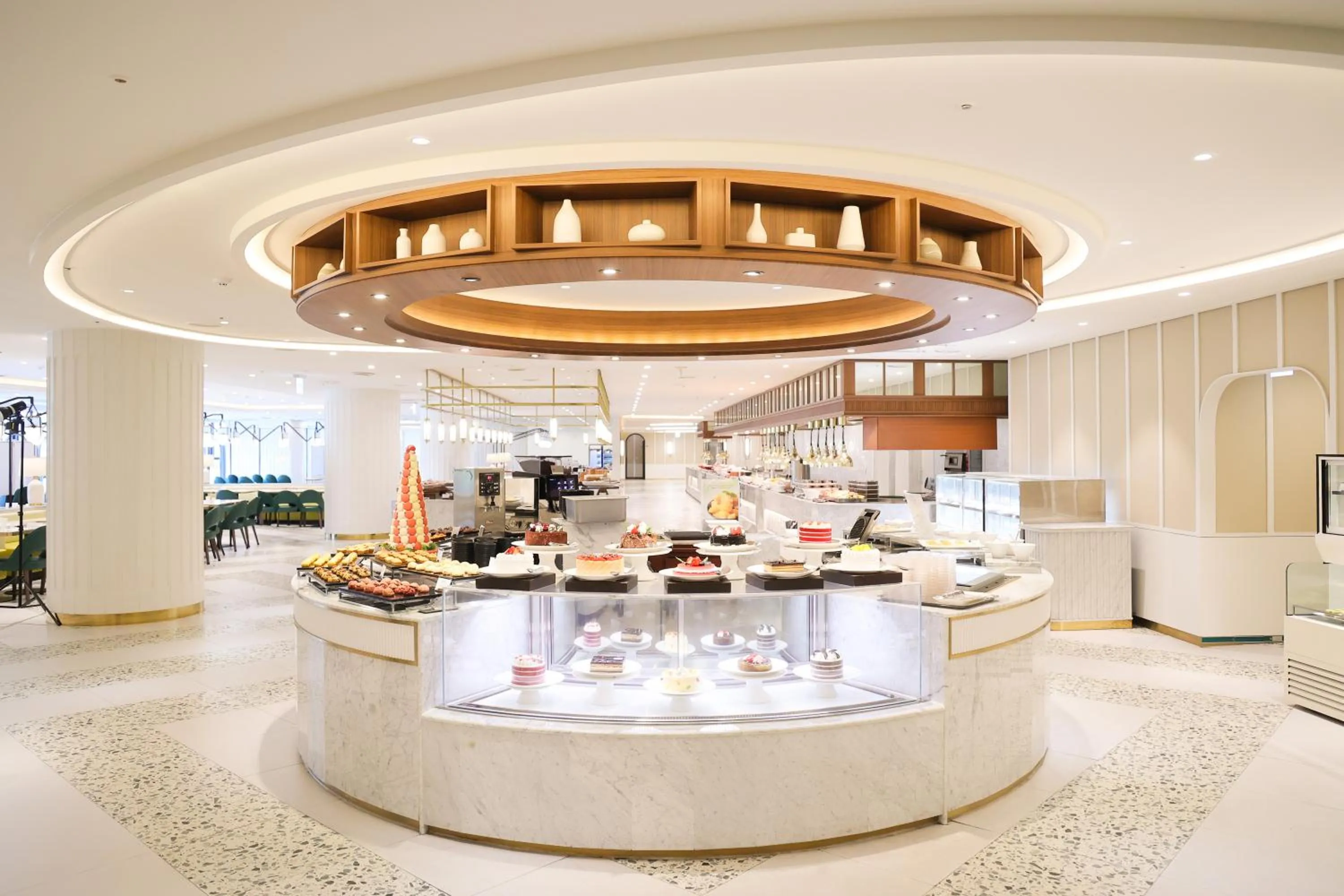 Restaurant/places to eat in Ibis Ambassador Suwon