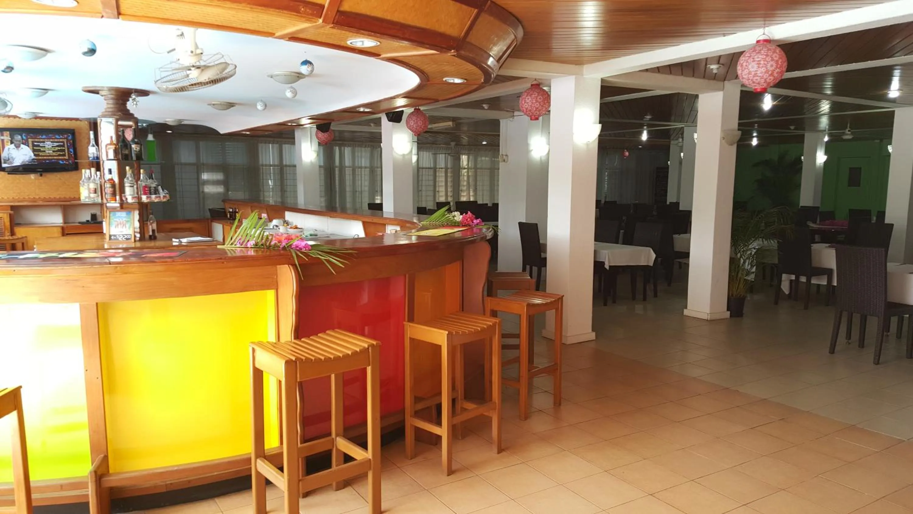 Lounge or bar in Hexagon International Hotel, Villas & Spa