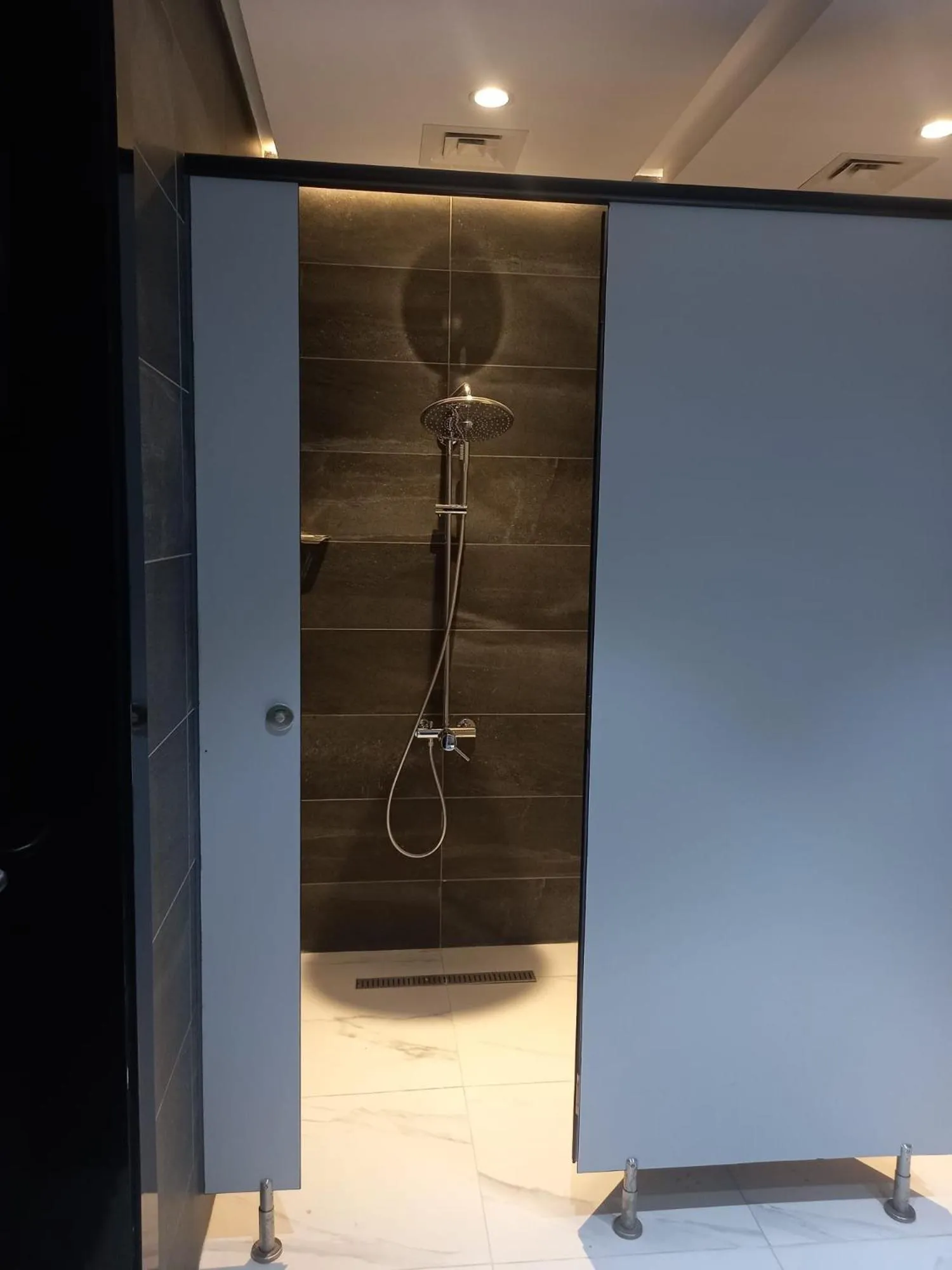 Shower in AKASIYA HOTEL