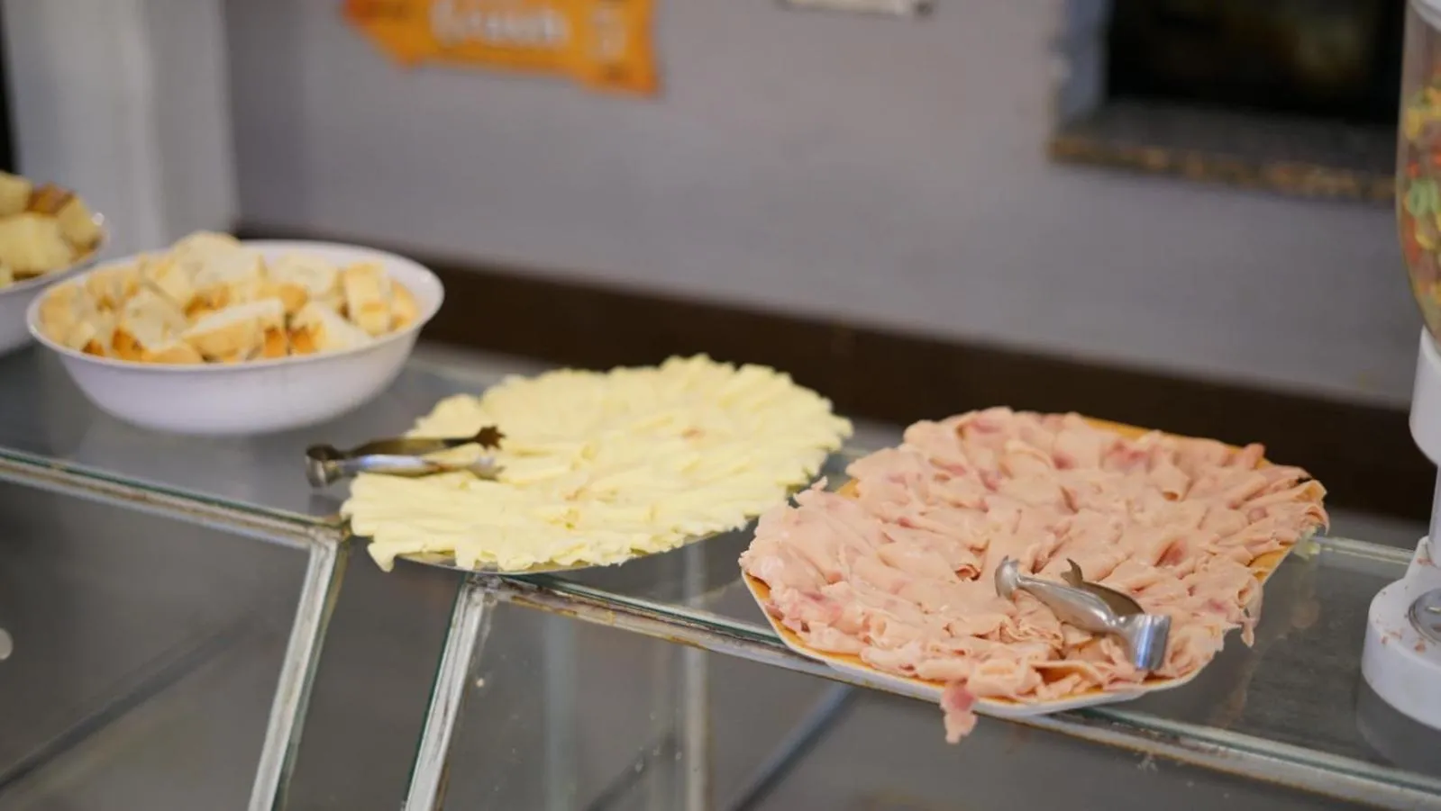 Buffet breakfast in Aranjuez Real