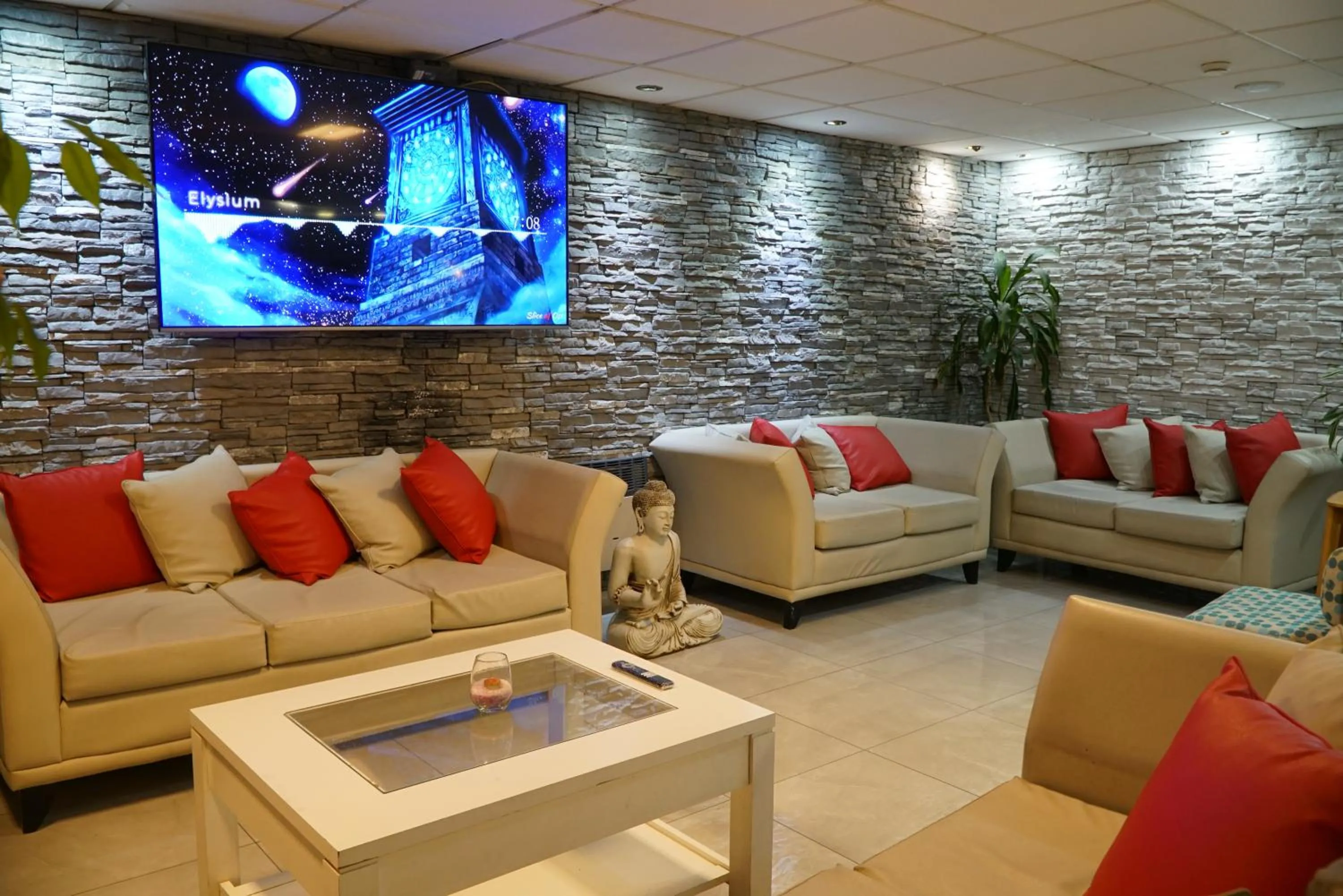 Communal lounge/ TV room in Aranjuez Real
