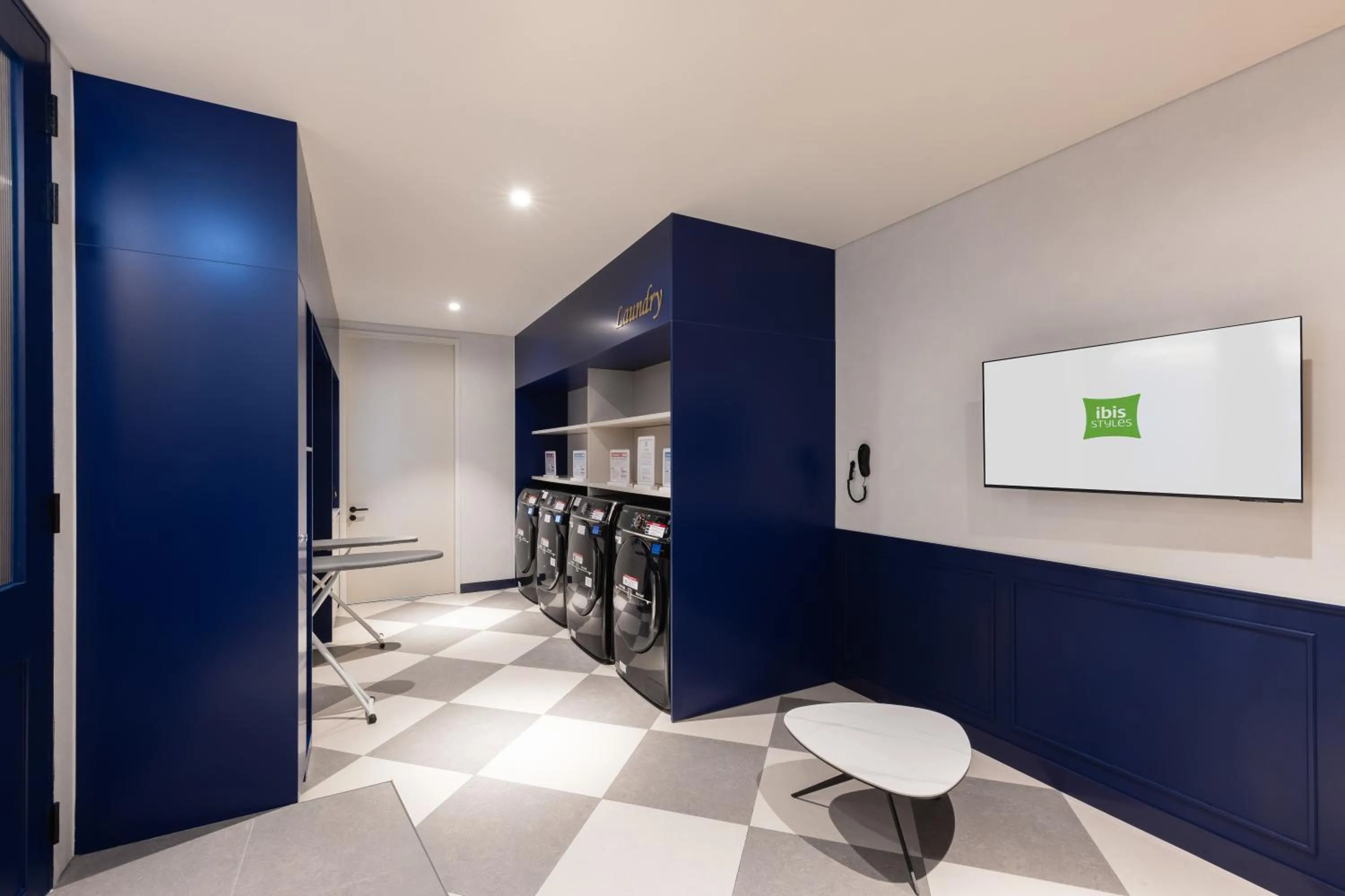 washing machine in Ibis Styles Ambassador Seoul Gangnam