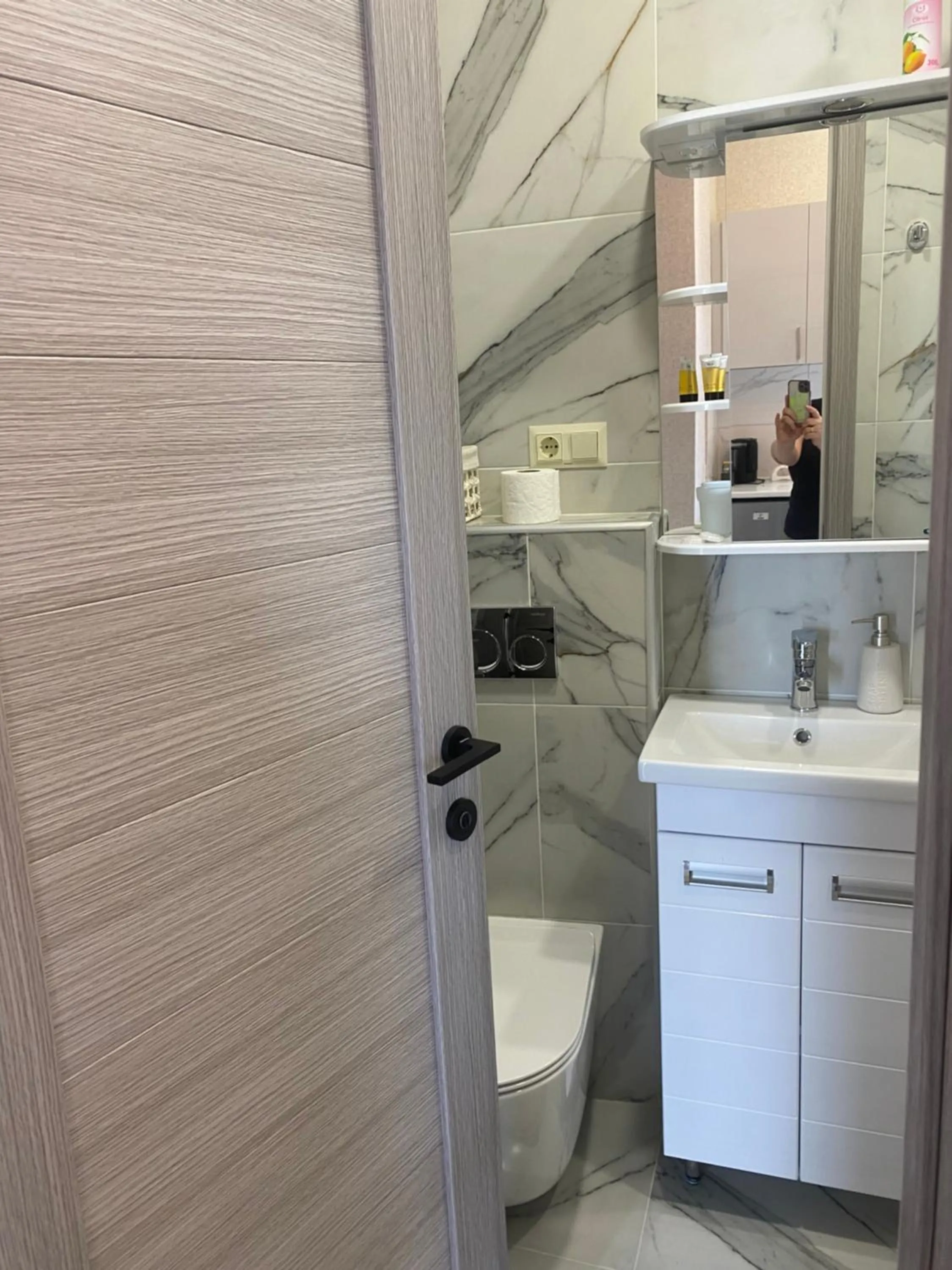 Shower in Queen Tamar