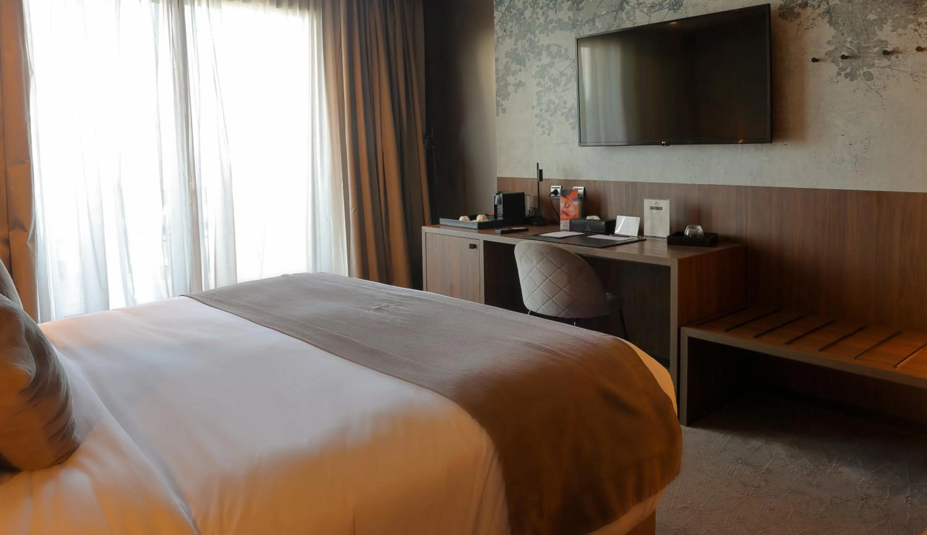 Bed in Villa Blanca Urban Hotel