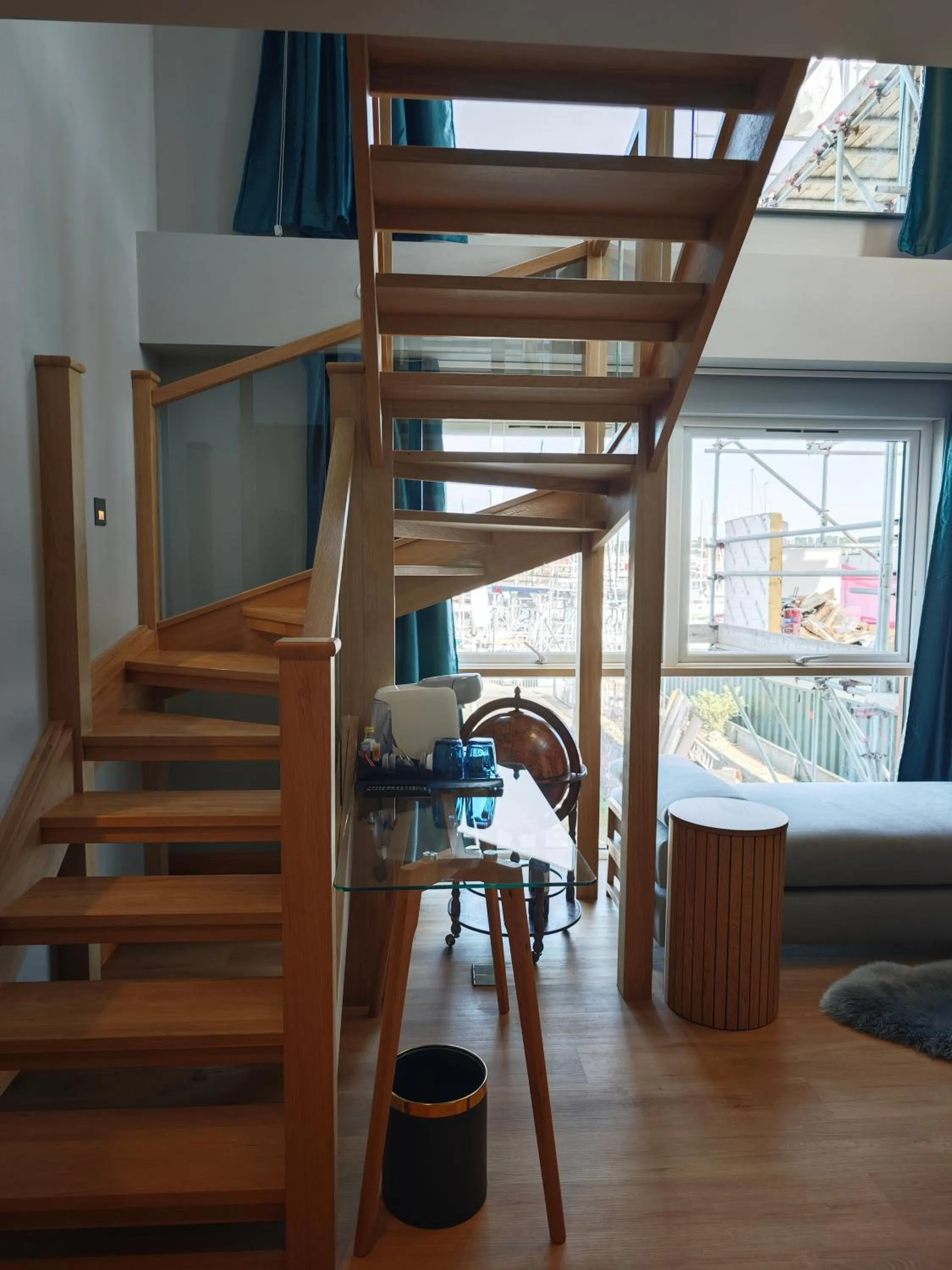 Pinnacle Suites Hotel