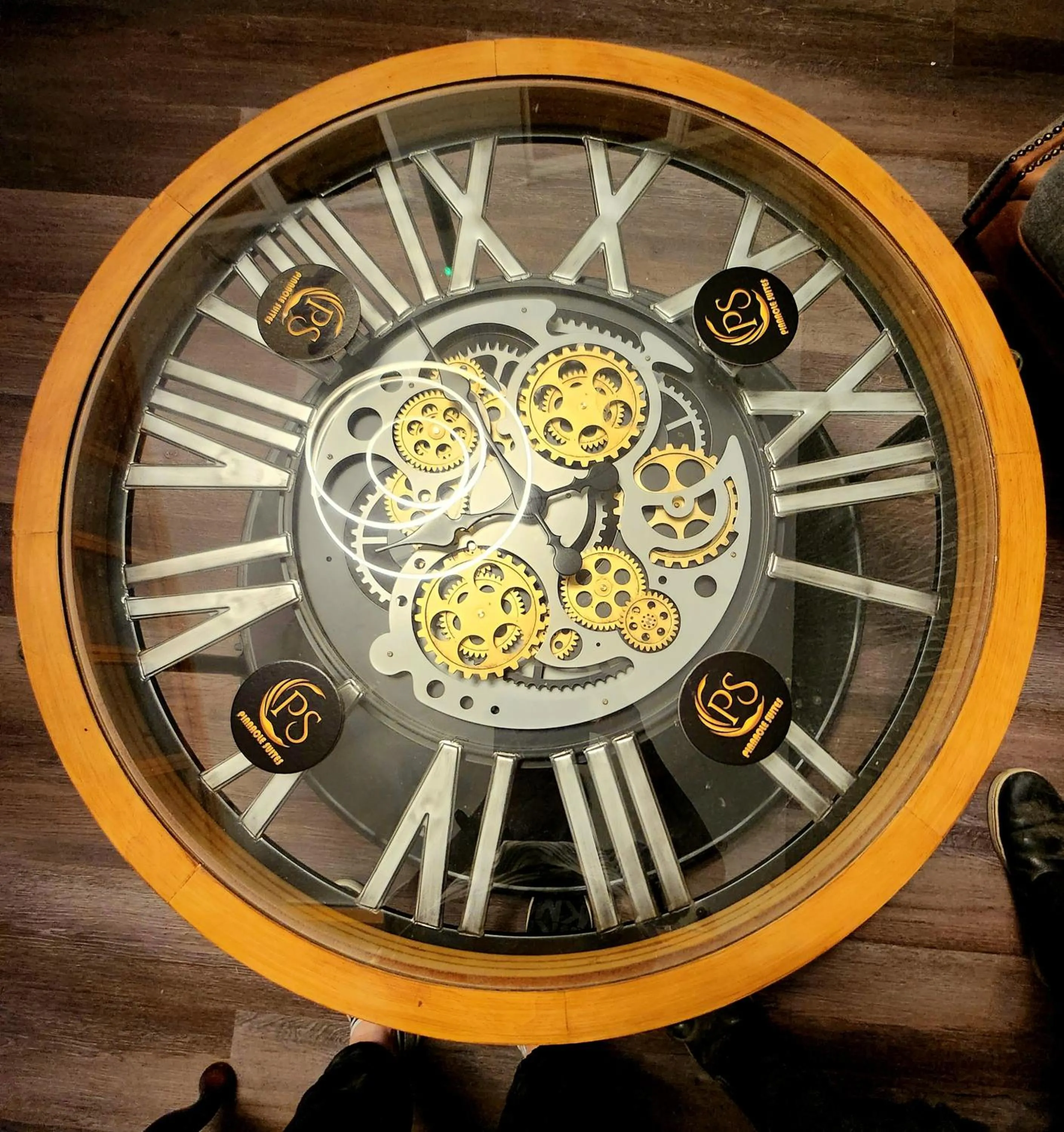 hair dresser in Pinnacle Suites Hotel