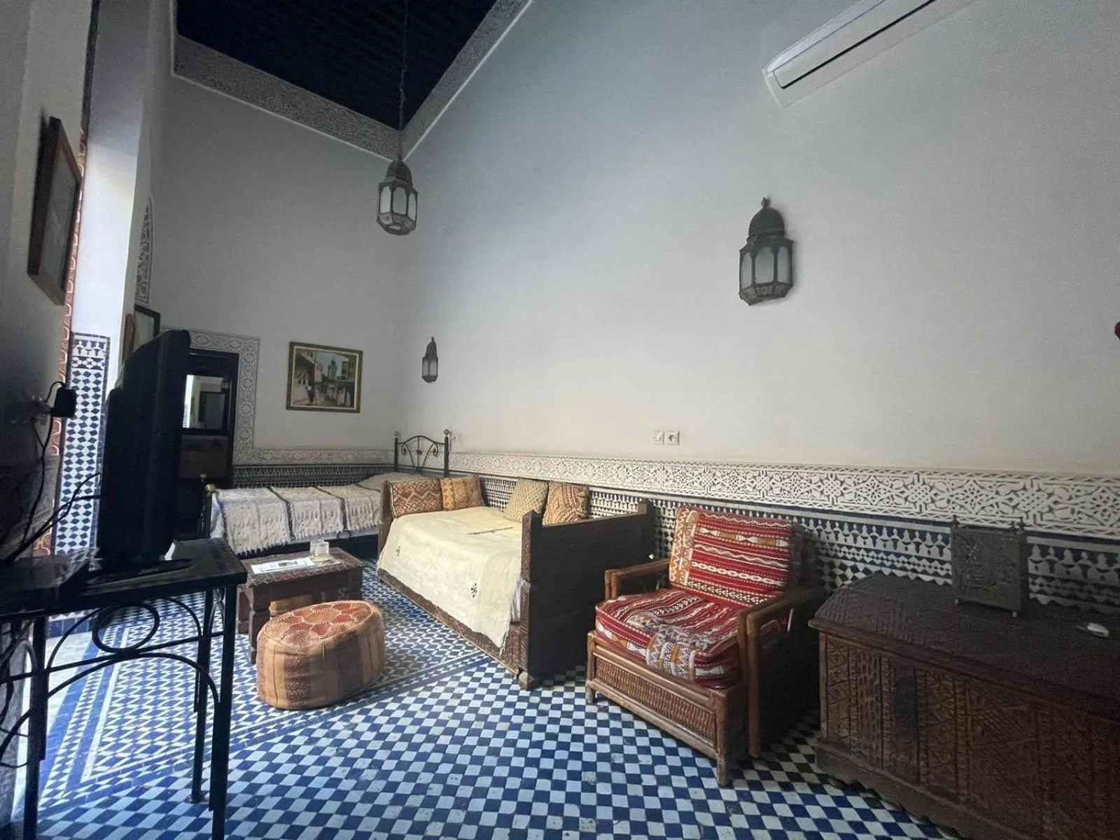 TV and multimedia in Riad Fes Baraka & SPA