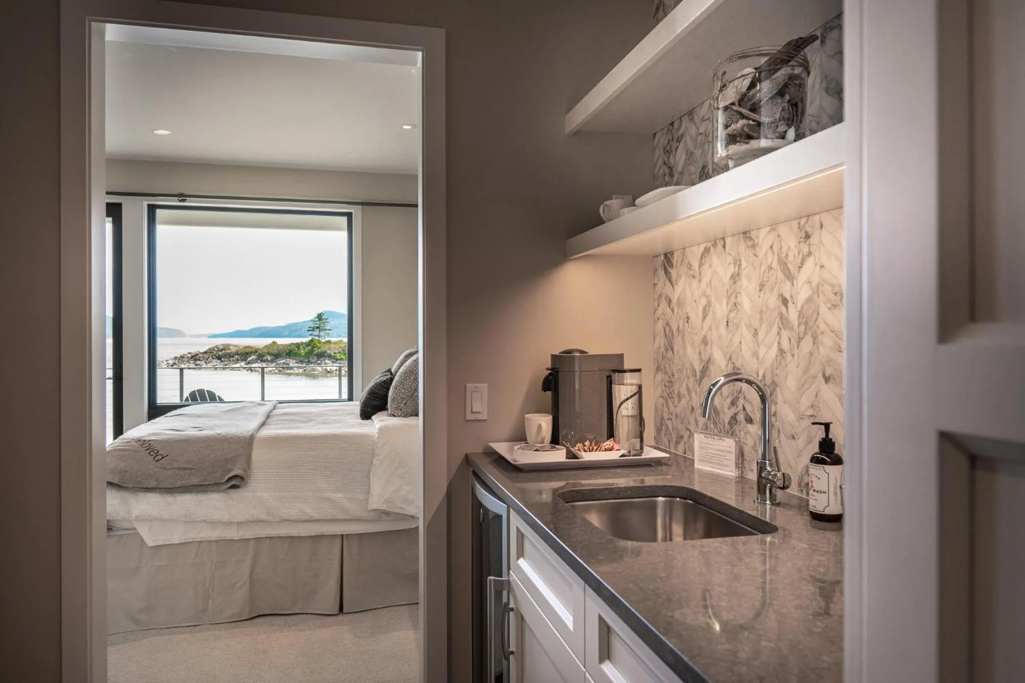 Bed in Outlook Inn on Orcas Island