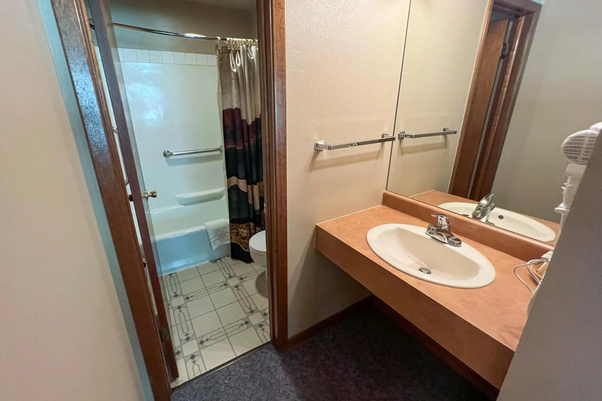 Bathroom in Castle Mountain Lodge