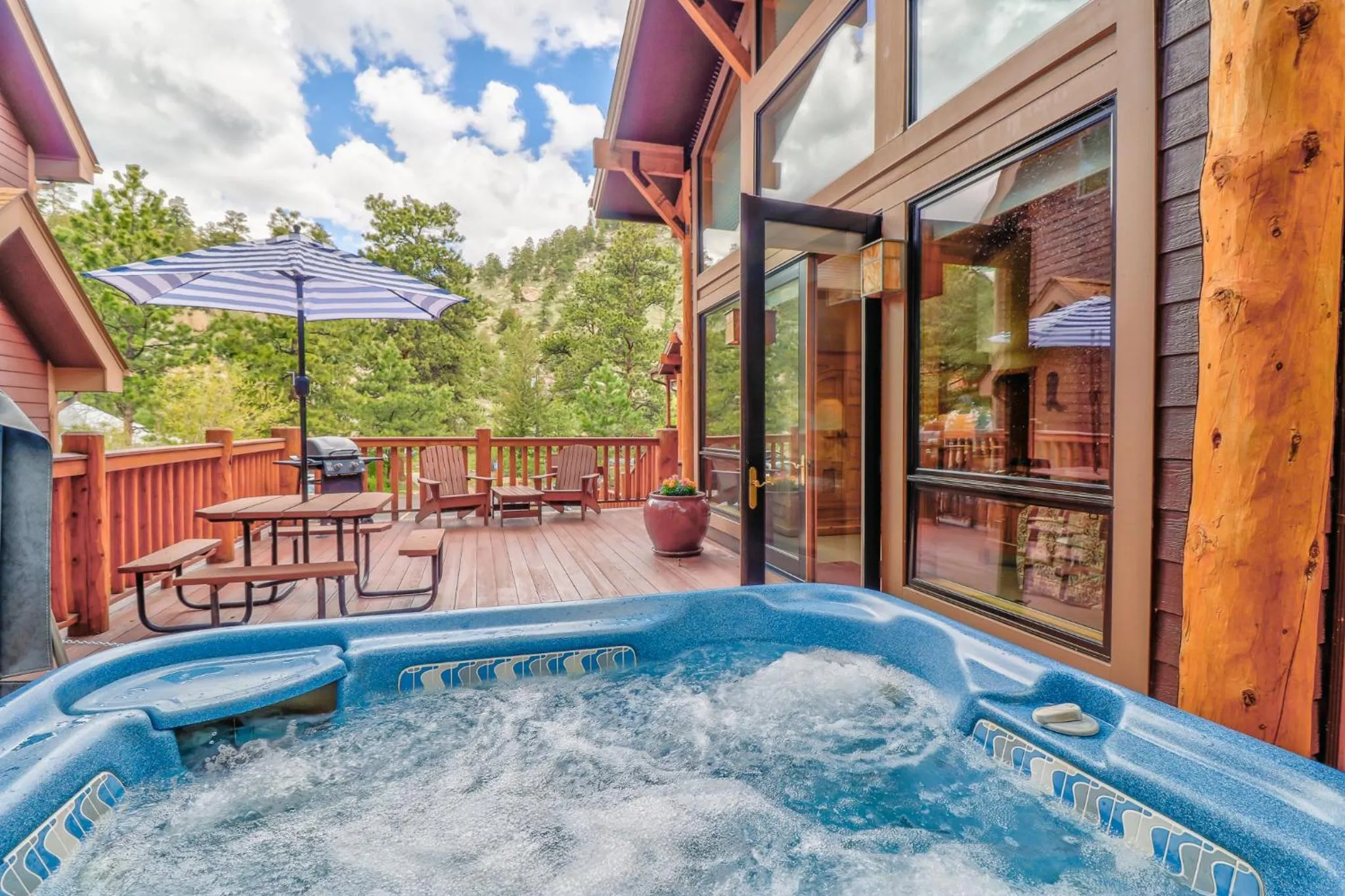 Patio in Castle Mountain Lodge
