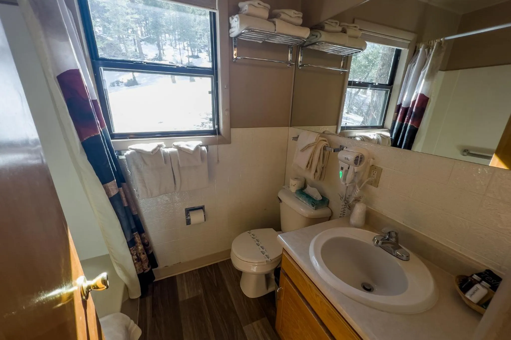 Shower in Castle Mountain Lodge