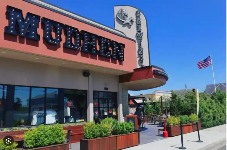 Restaurant/places to eat in The Hen Houses