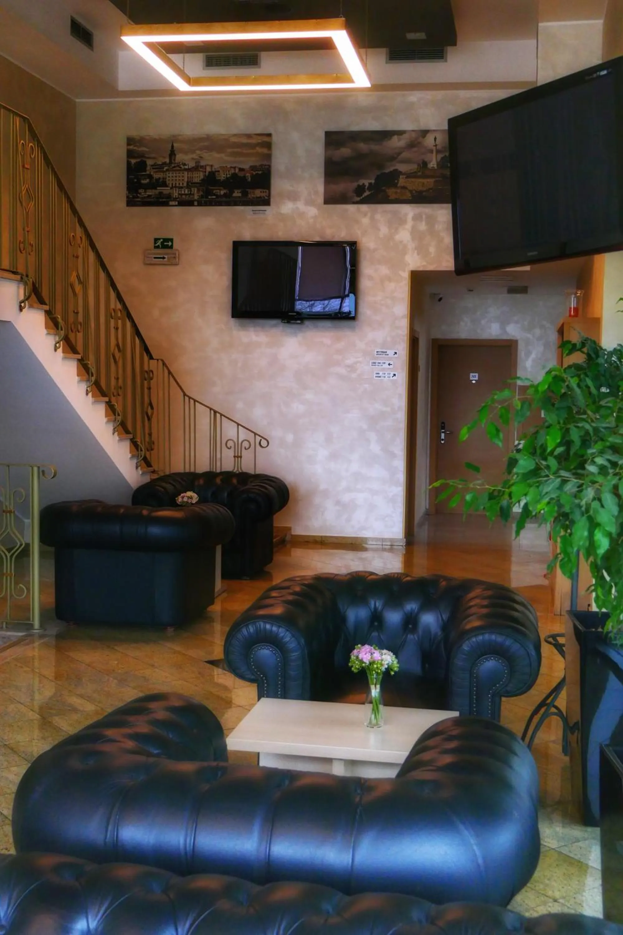 Lobby or reception in Euro Garni Hotel