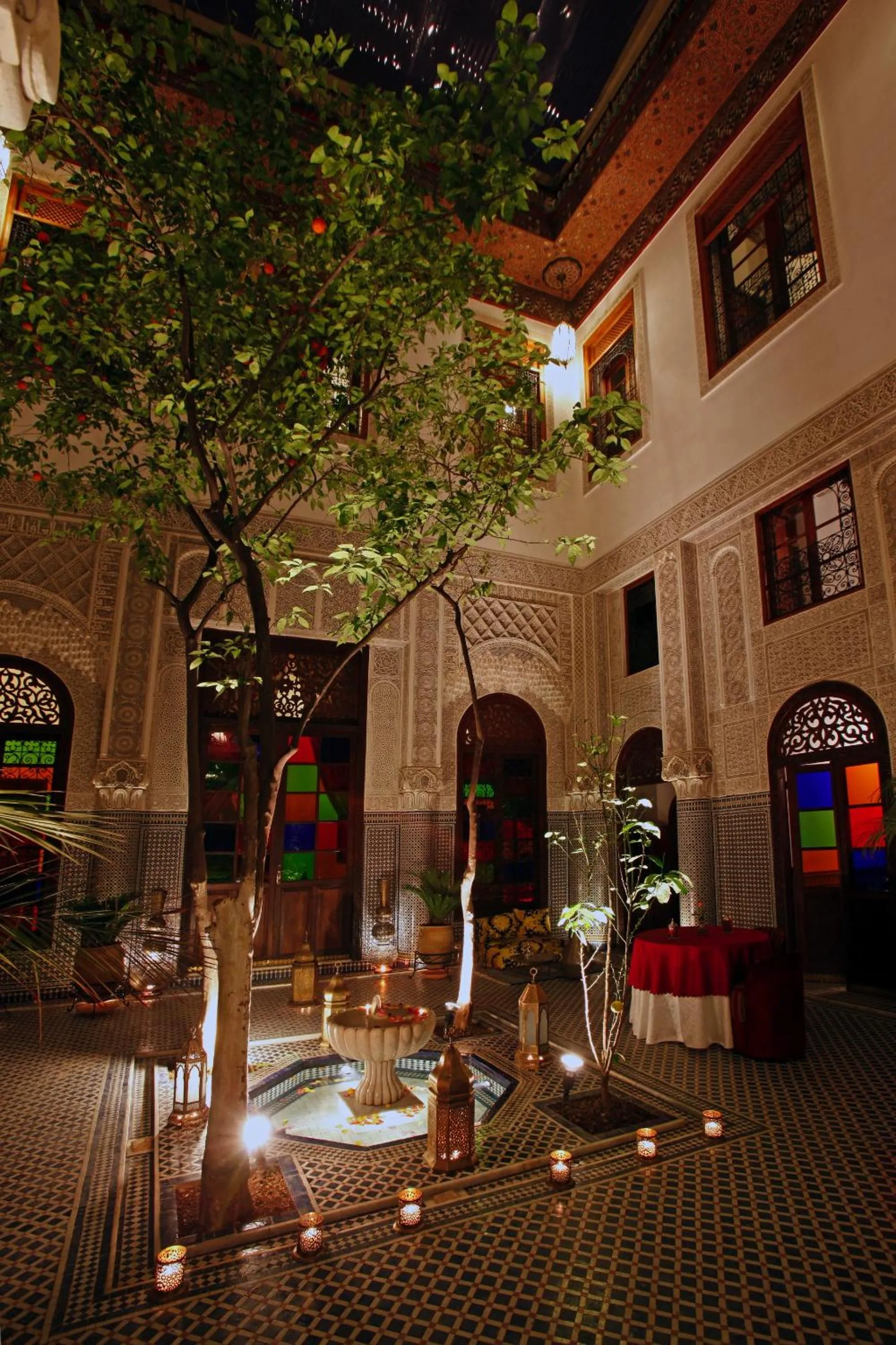 Communal lounge/ TV room in Riad Alya