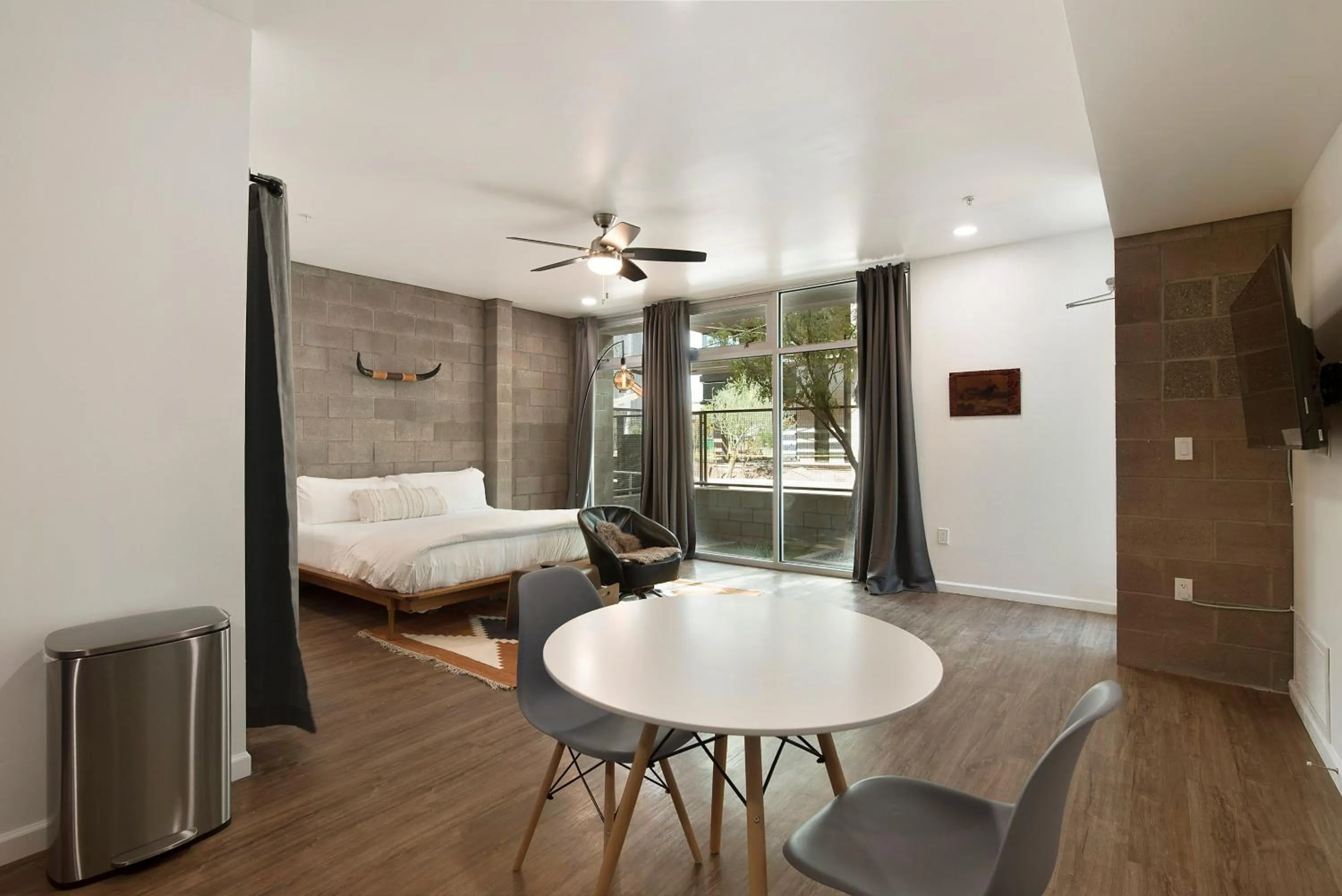 Bed in Tempe Lofty Studios