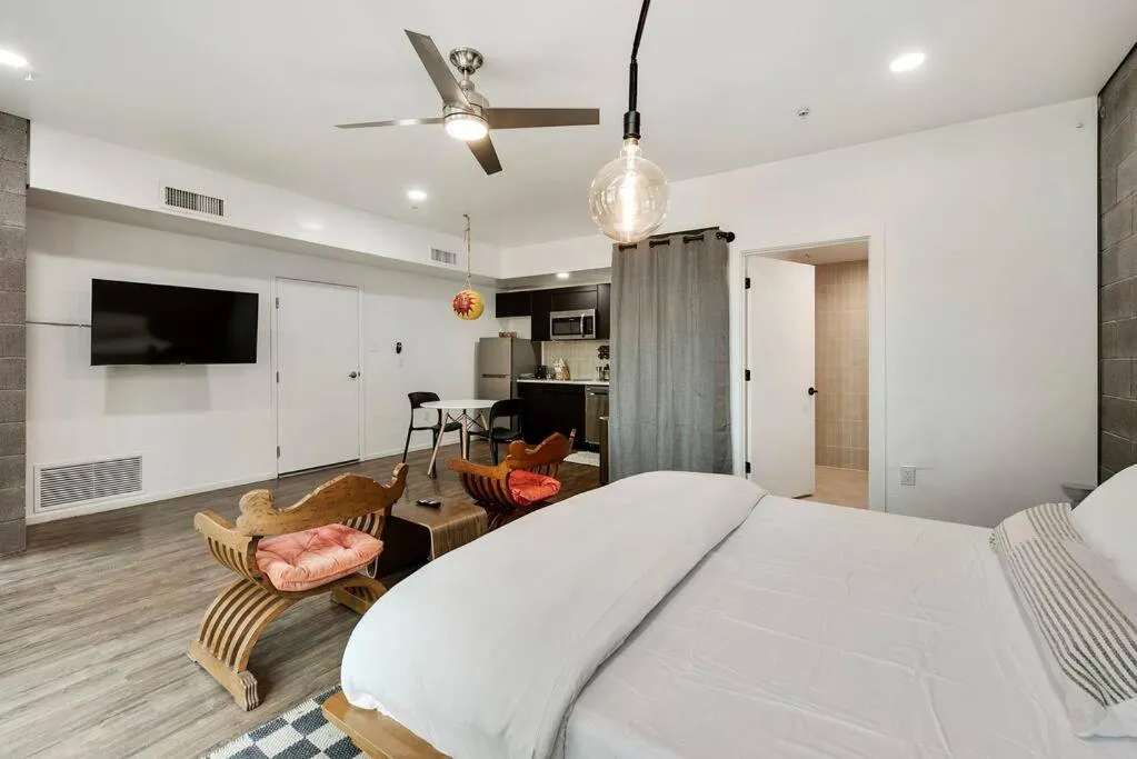 Bed in Tempe Lofty Studios