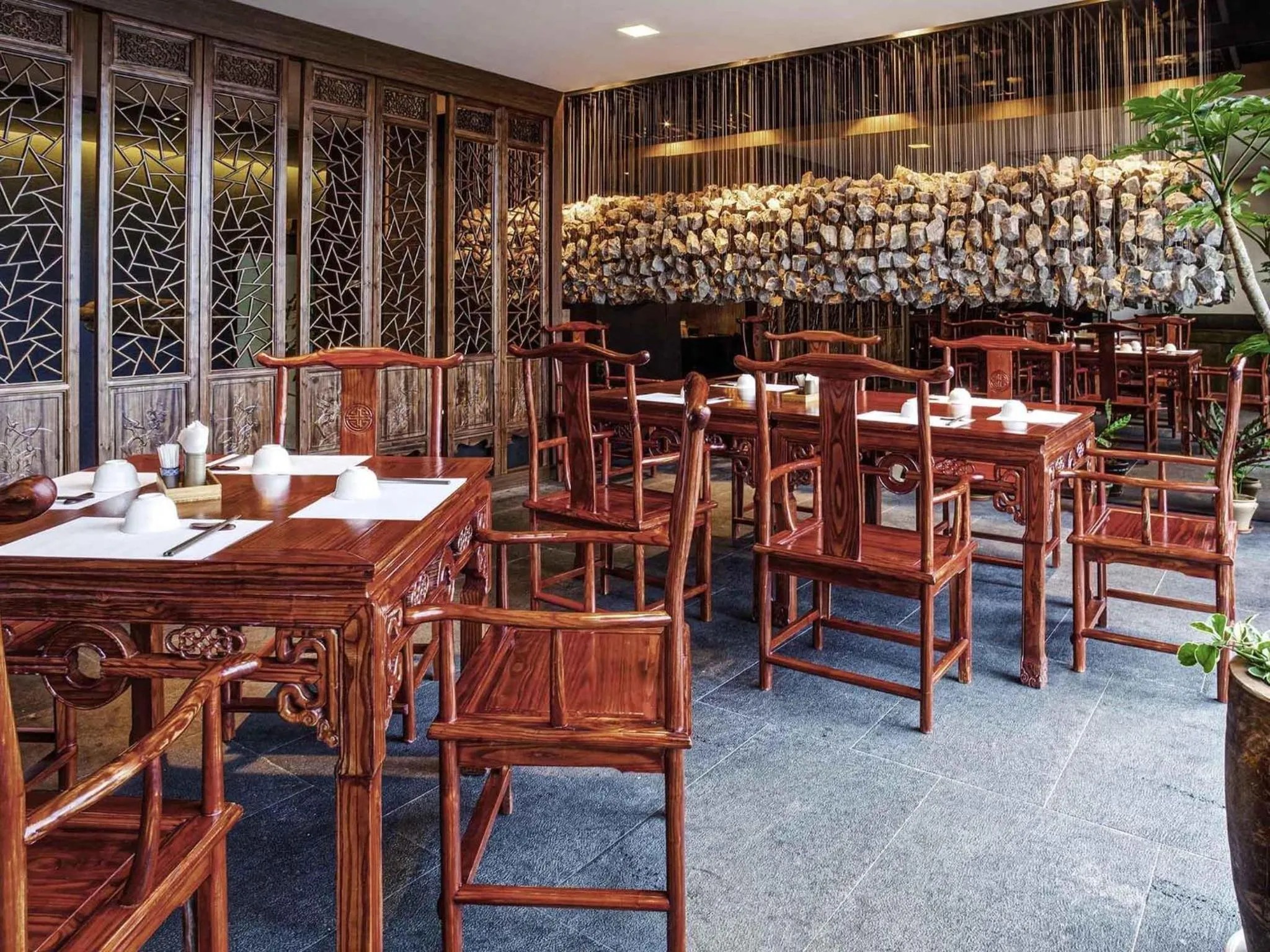 Restaurant/places to eat in Grand Mercure Ambassador Changwon