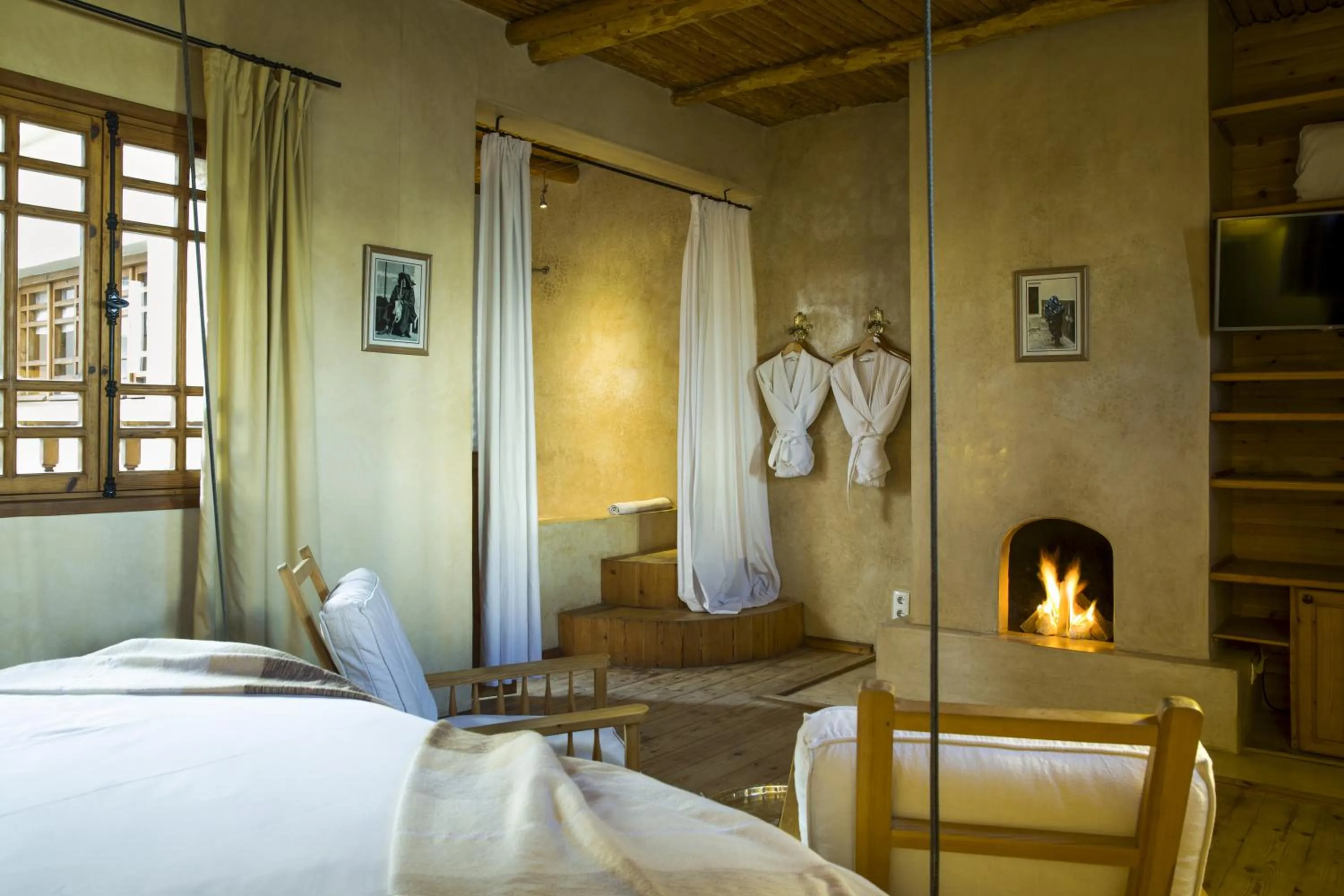 TV and multimedia, Bed in Riad Chbanate