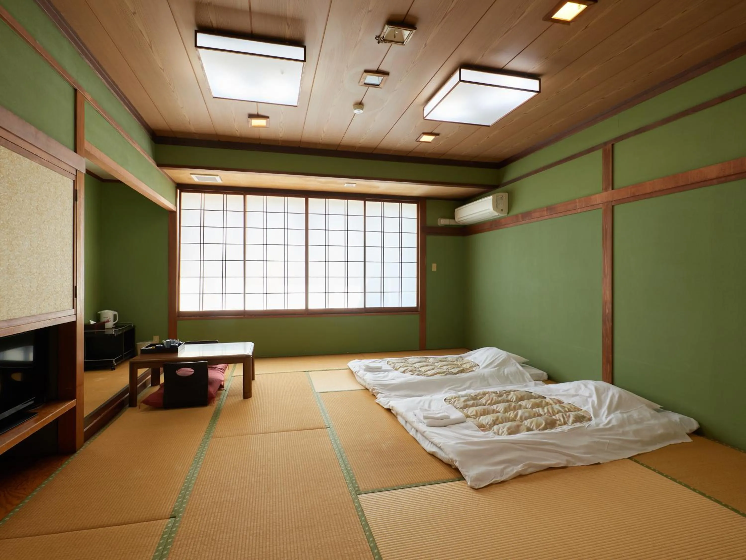 Photo of the whole room in Sakura no Yakata Hotel