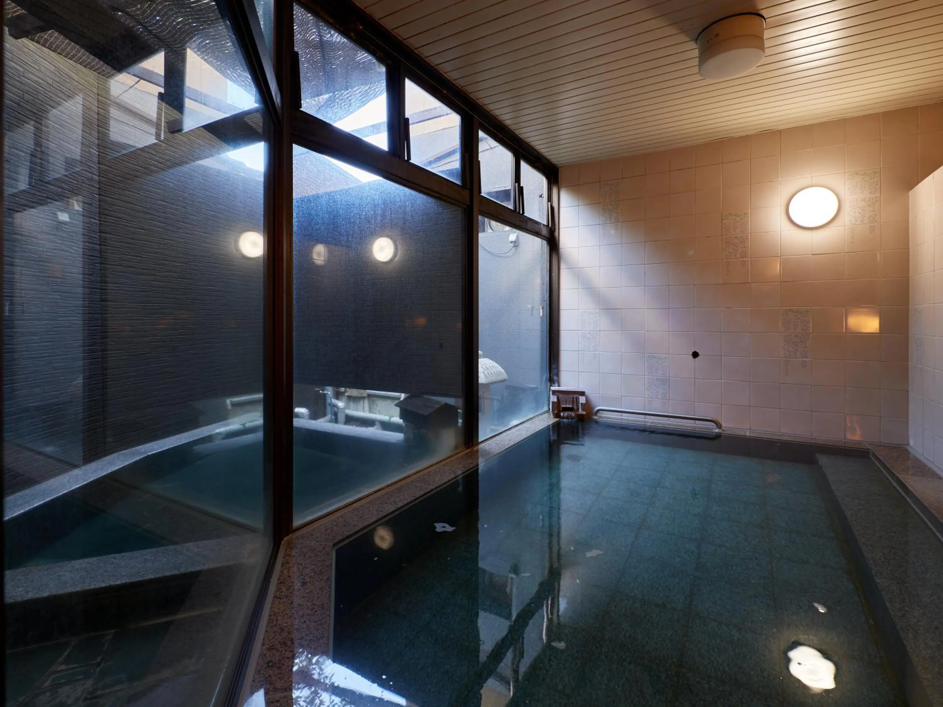 Public Bath in Sakura no Yakata Hotel