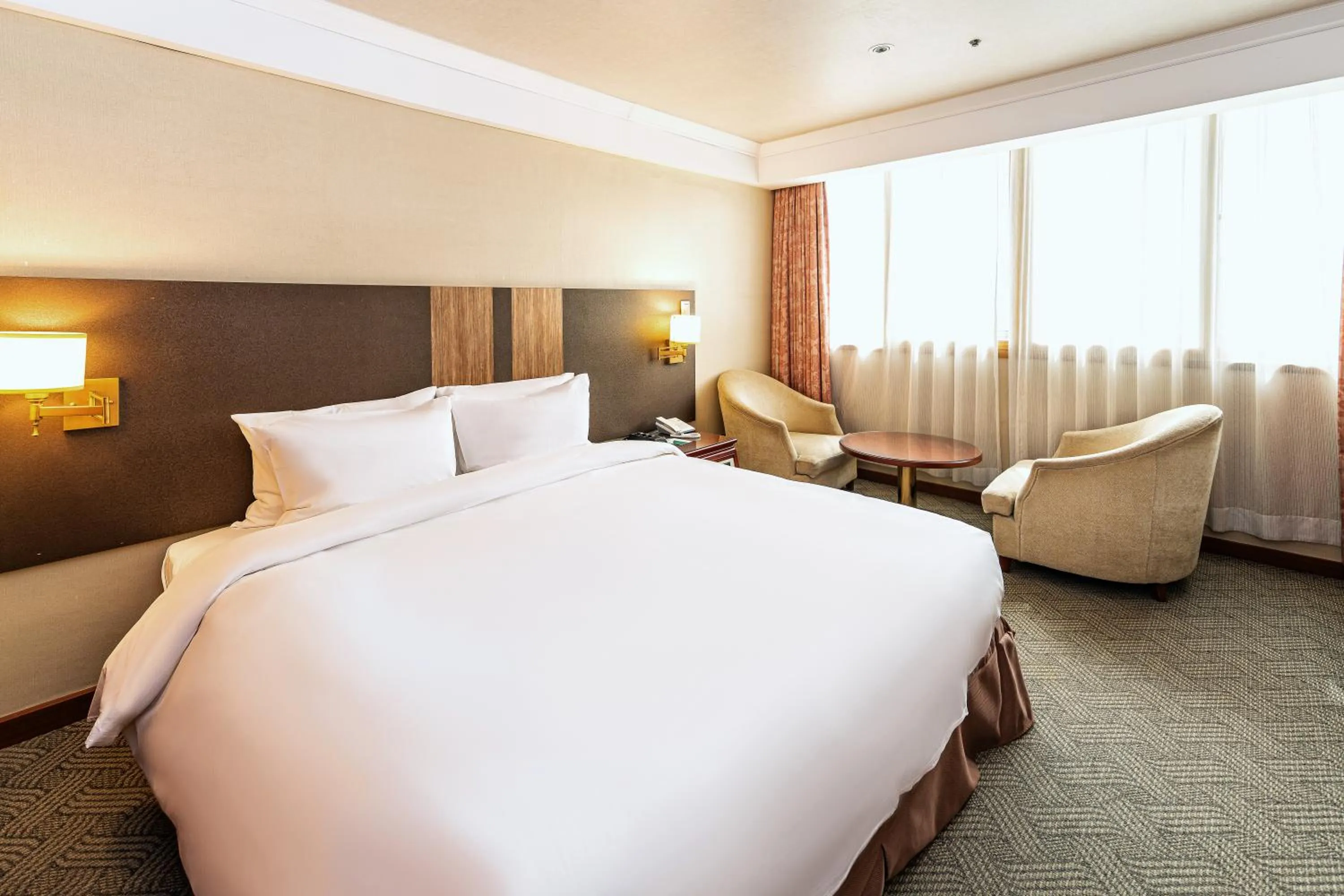 Decorative detail, Bed in Koreana Hotel