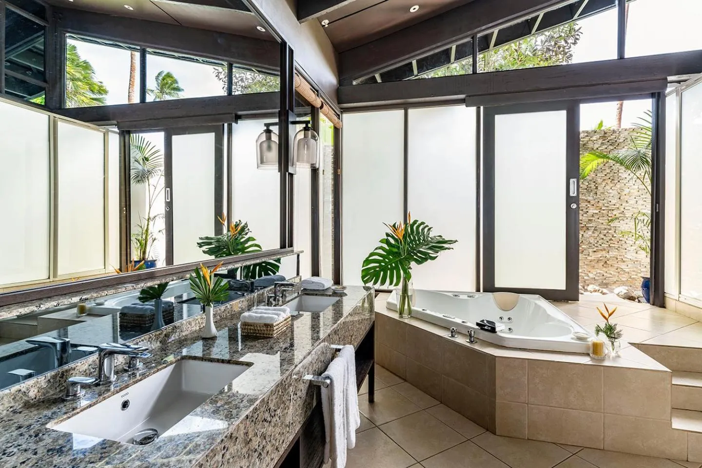 Bathroom in Shangri-La Yanuca Island, Fiji