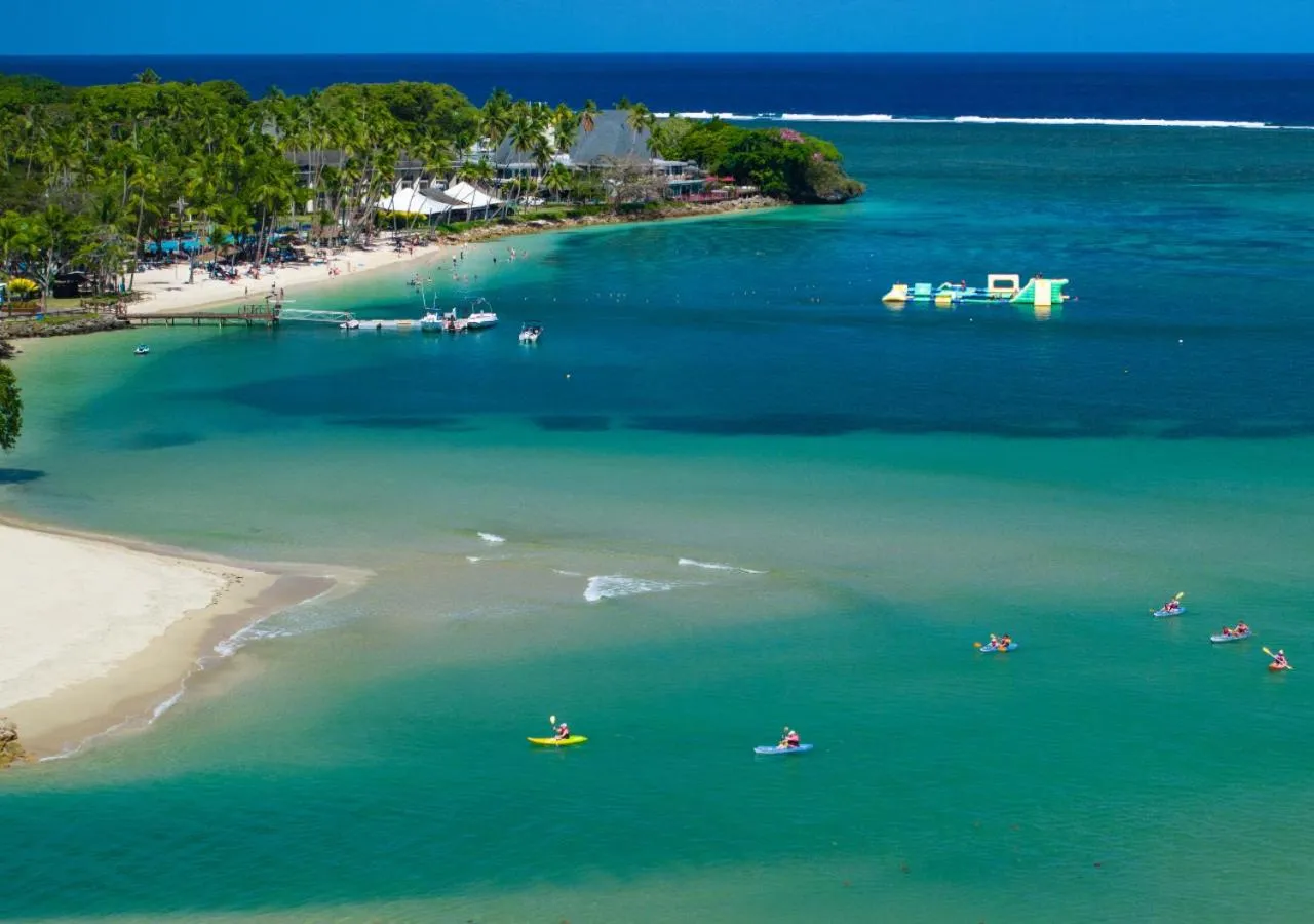 Beach in Shangri-La Yanuca Island, Fiji