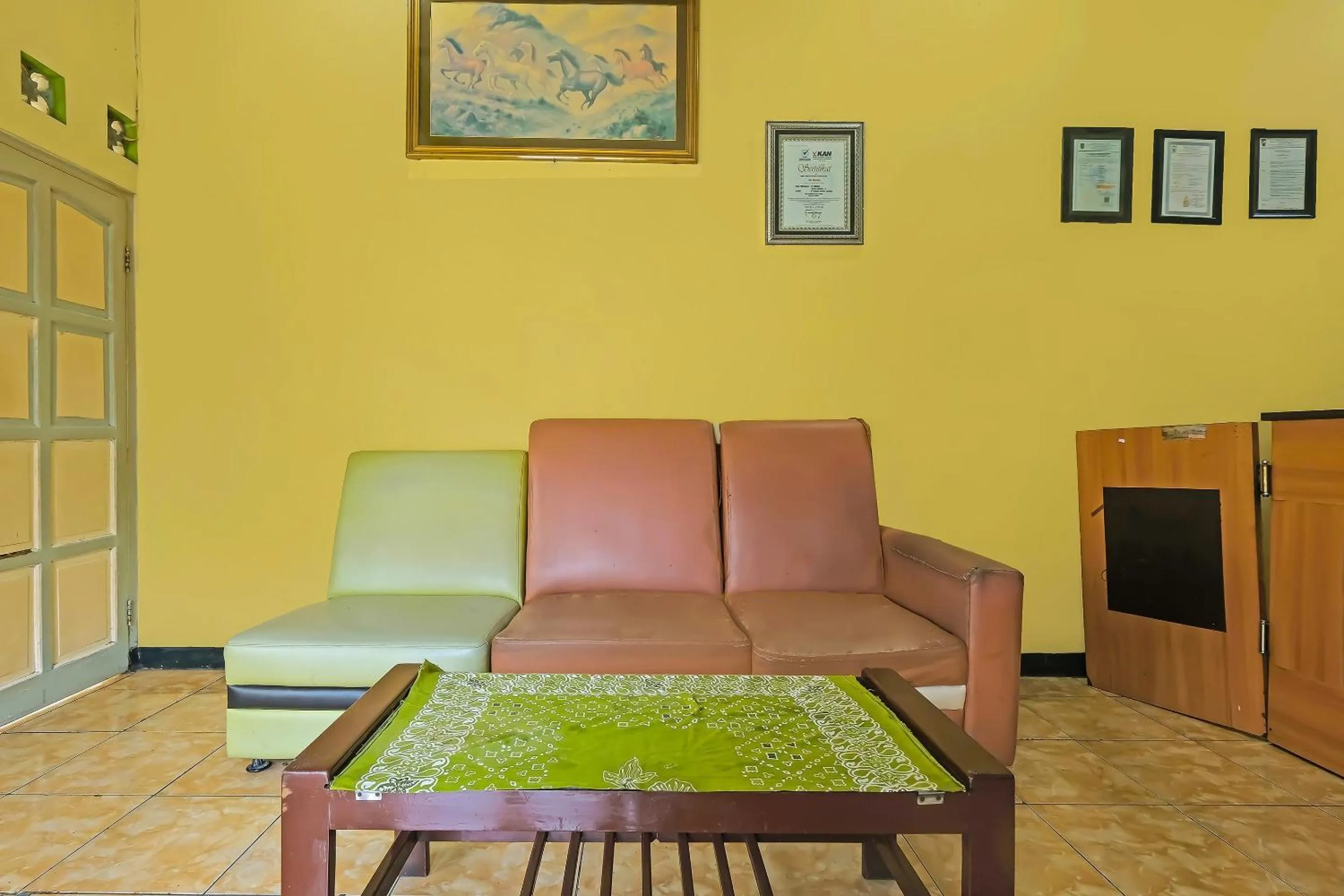 Lobby or reception in Hotel O Permata 3