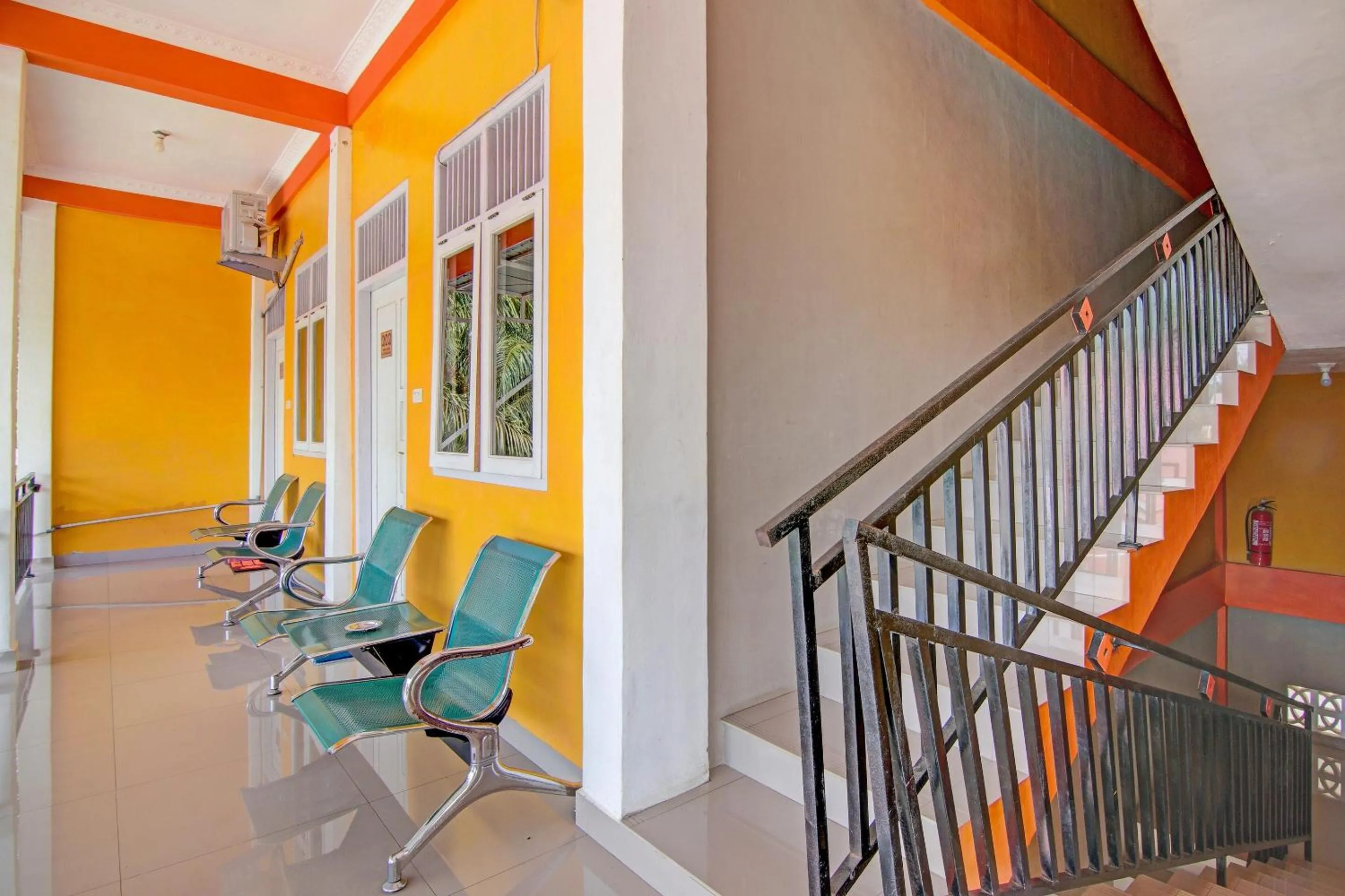 Lobby or reception in OYO 92501 Wisma Sakinah Syariah