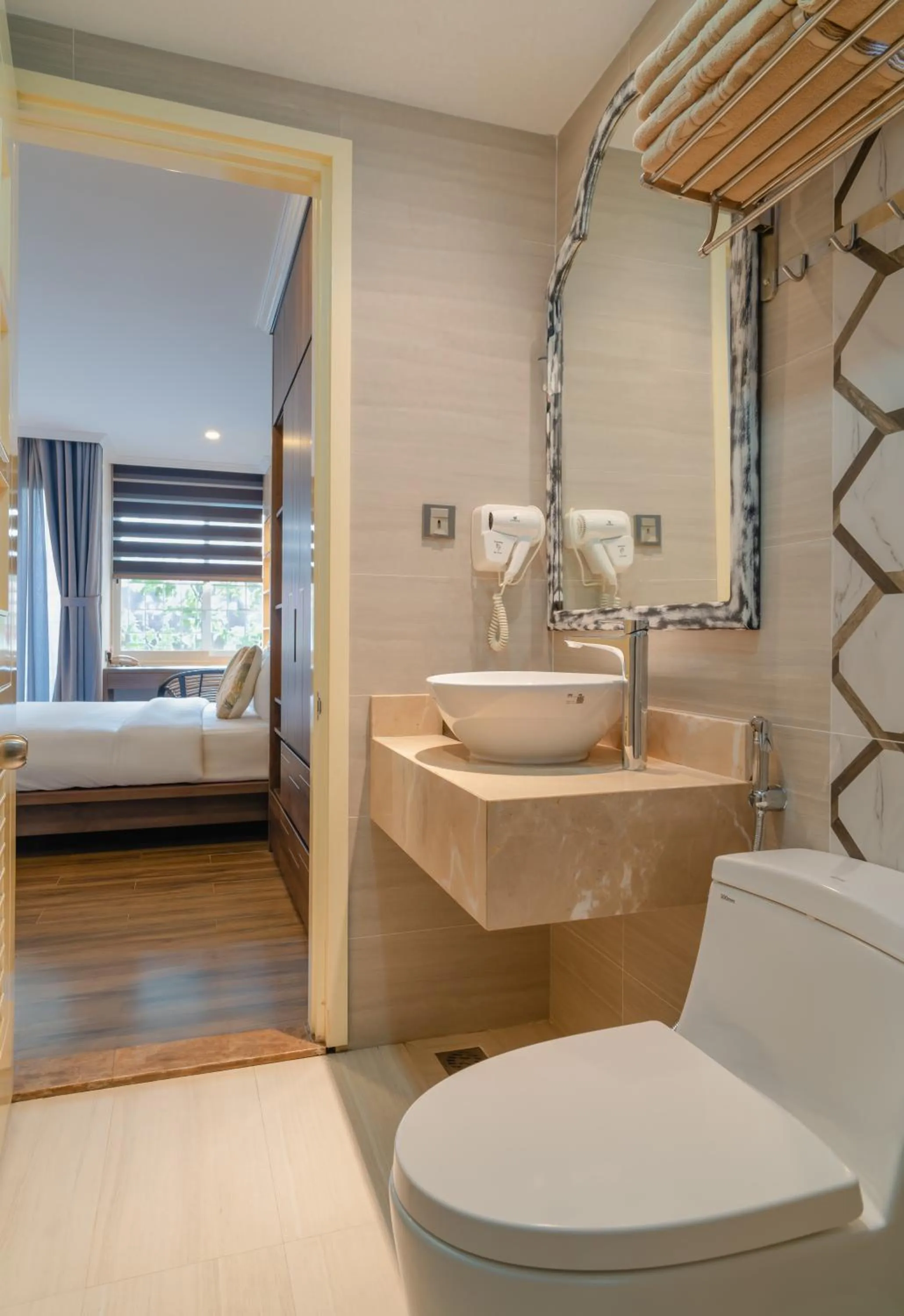 Toilet, Bed in Aaron Boutique Hotel