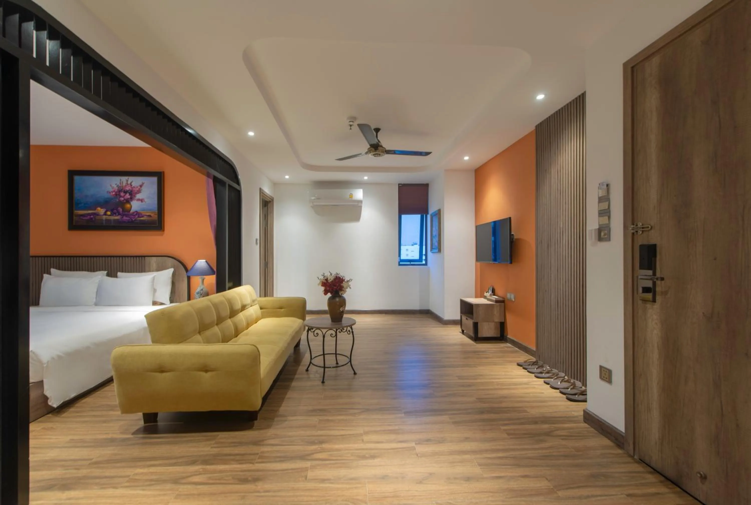 Bed in Aaron Boutique Hotel