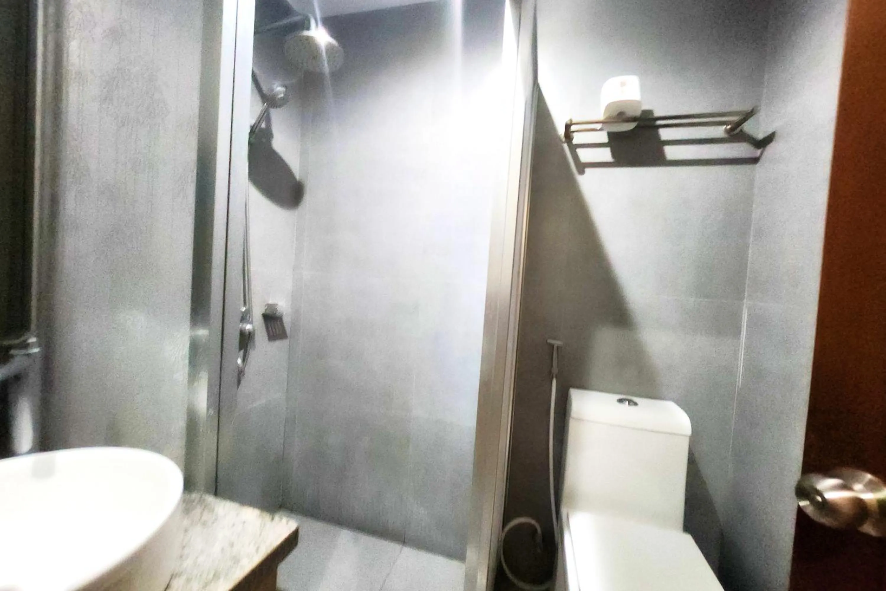 DLT Suites Cebu powered by Cocotel