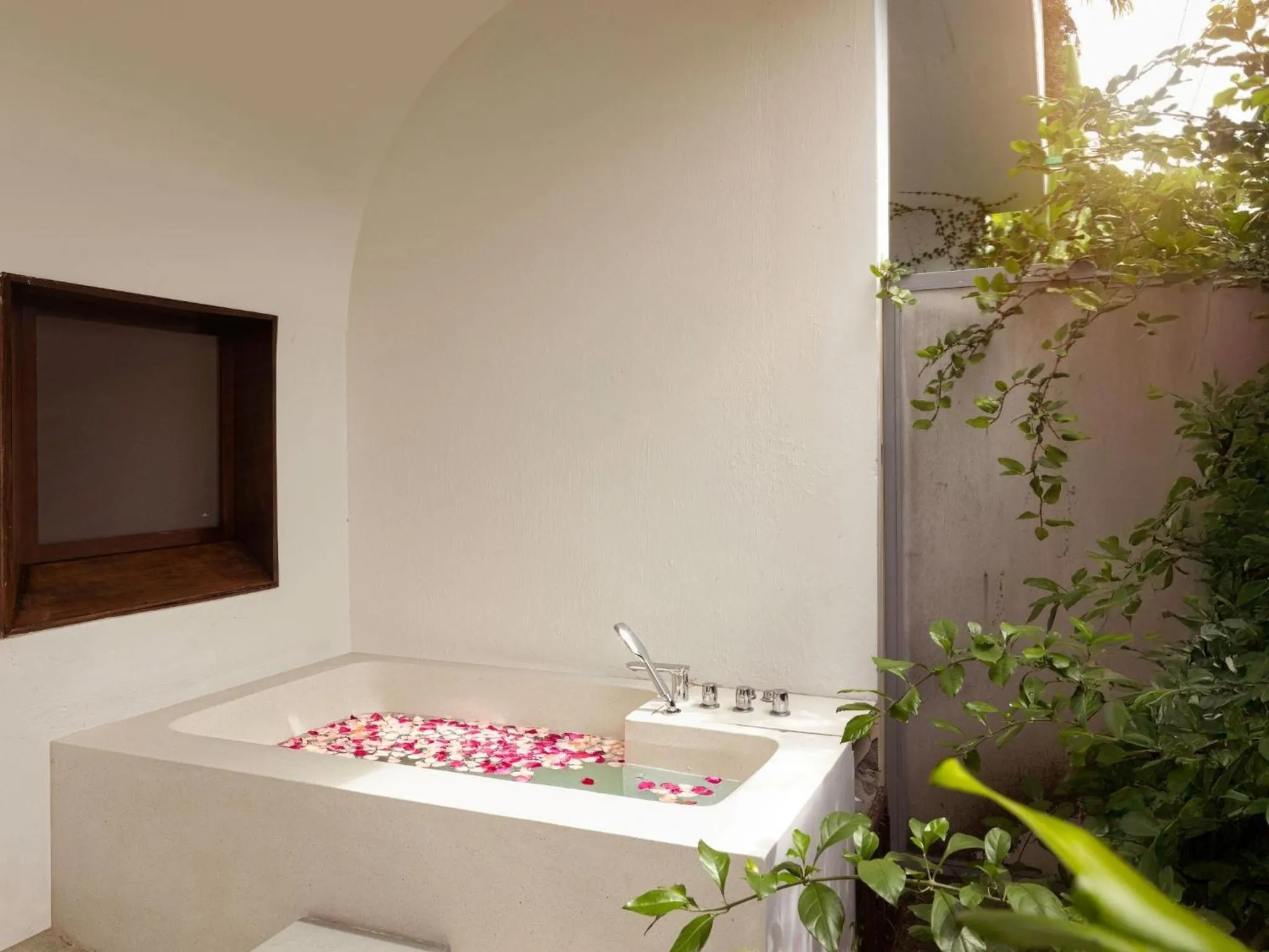 Bath in Anmira Resort & Spa Hoi An by The Unlimited Collection, Managed by the Ascott