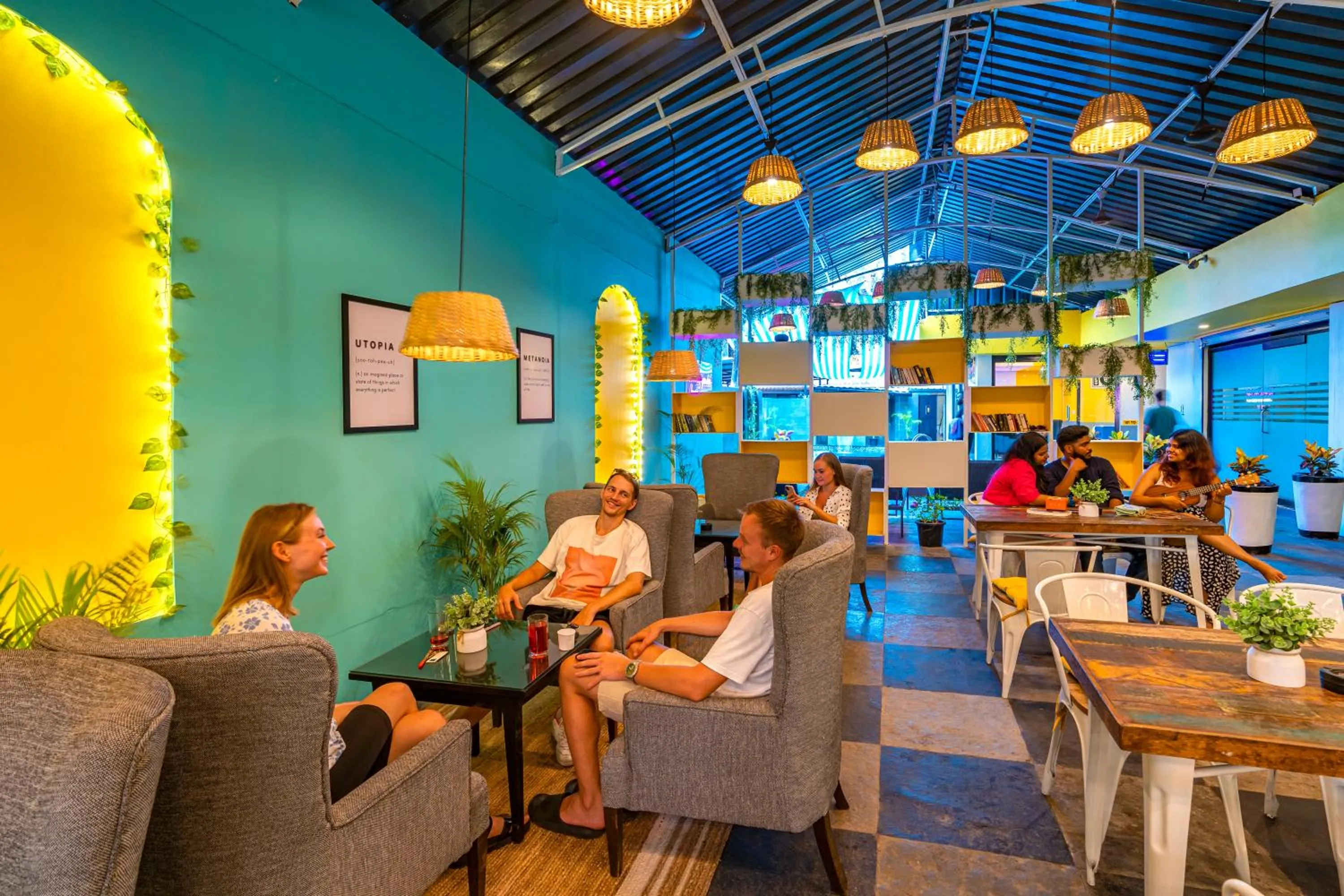Seating area in The Hosteller Goa, Candolim
