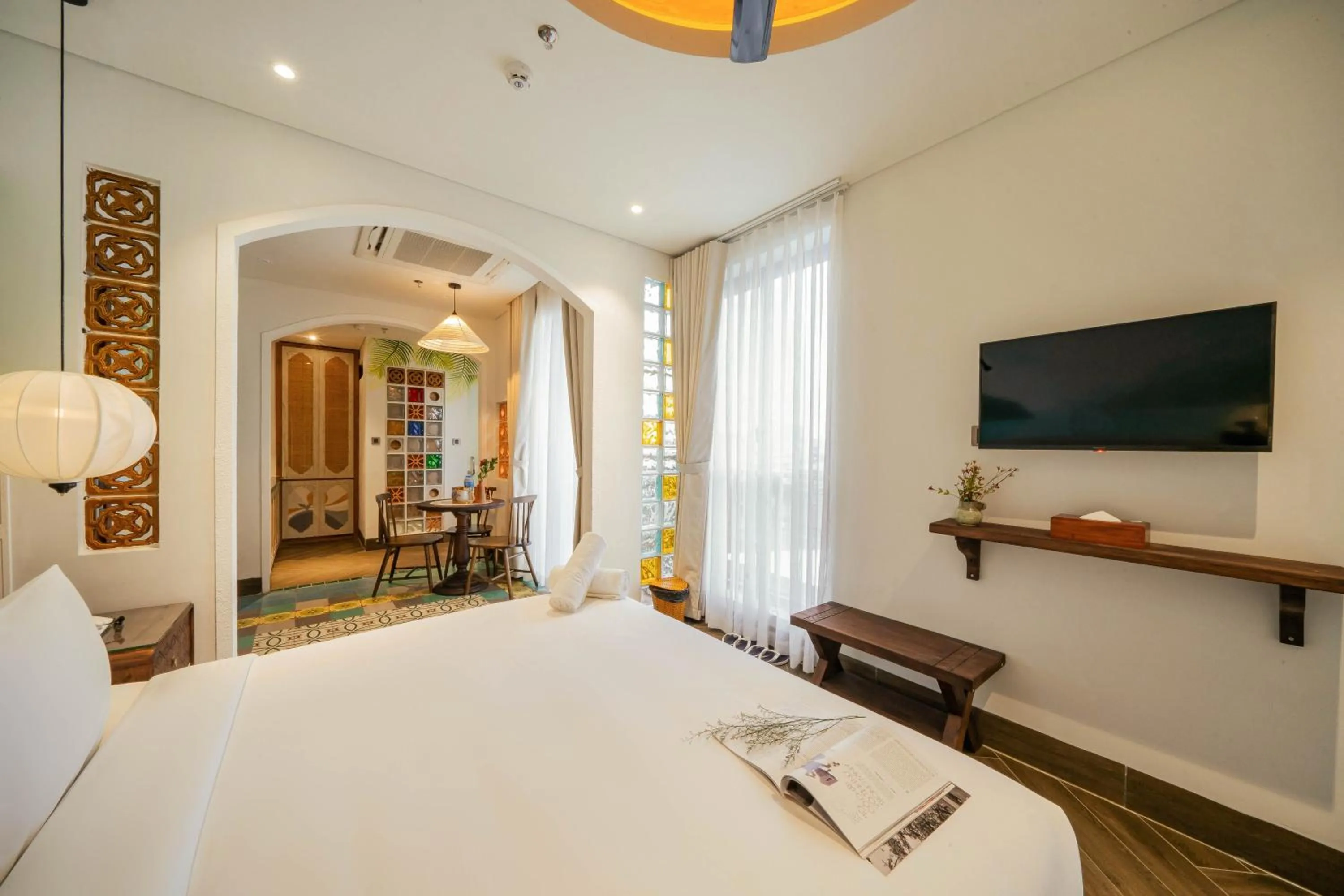 TV and multimedia, Bed in Seahorse Signature Danang Hotel by Haviland