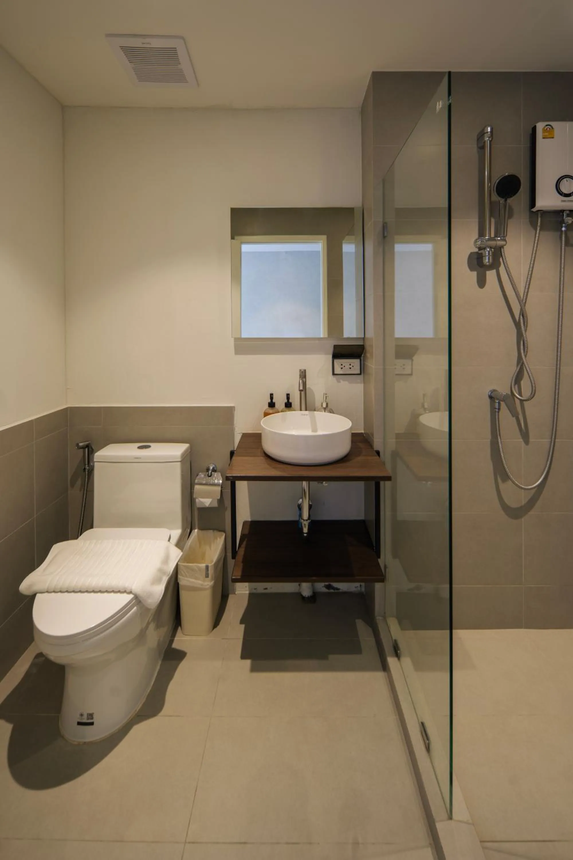 Shower in C'HOUSE Bangkok